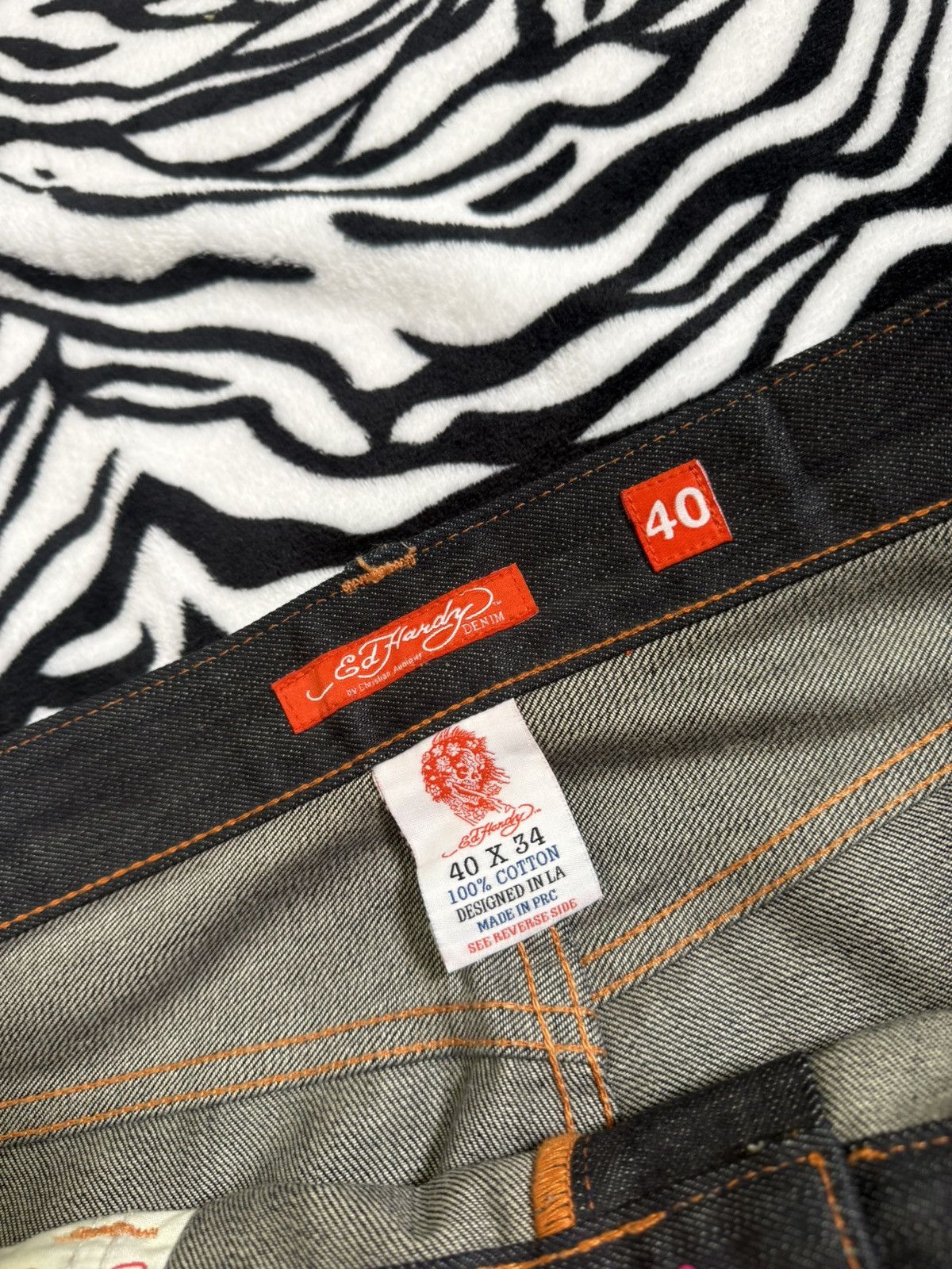 Ed Hardy Vintage Ed Hardy Embroidered Skull Y2K Style Baggy Jeans Size US 40 / EU 56 - 13 Thumbnail