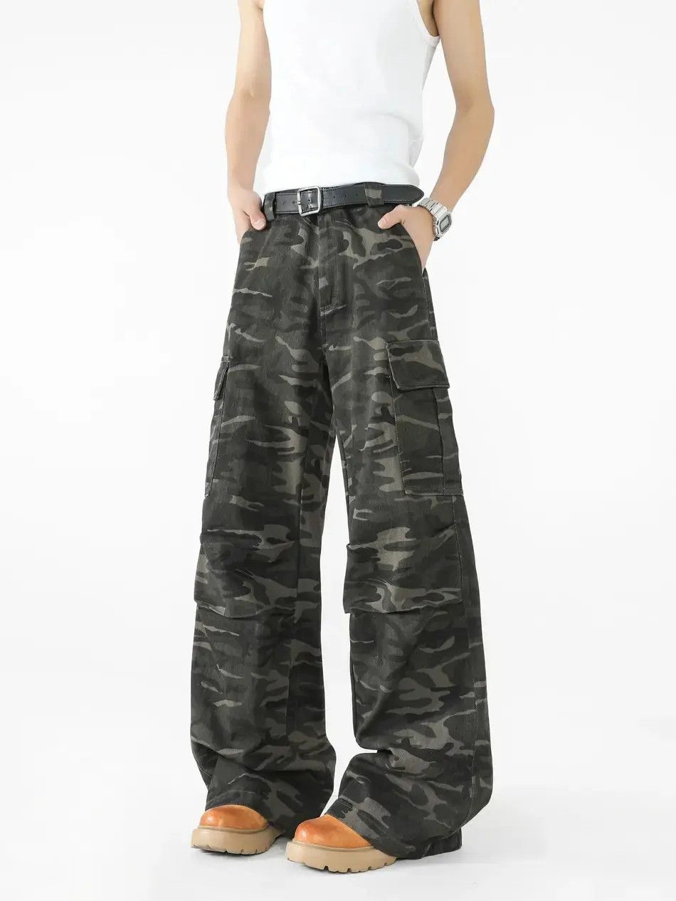 Japanese Brand Retro loose camouflage pocket jeans Size US 32 / EU 48 - 1 Thumbnail
