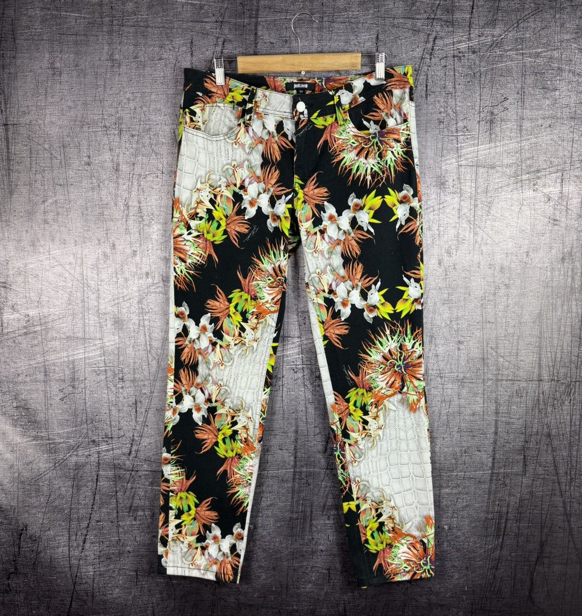Just Cavalli RARE Just Cavalli animal floral print multicolor pants jeans Size US 32 / EU 48 - 1 Thumbnail