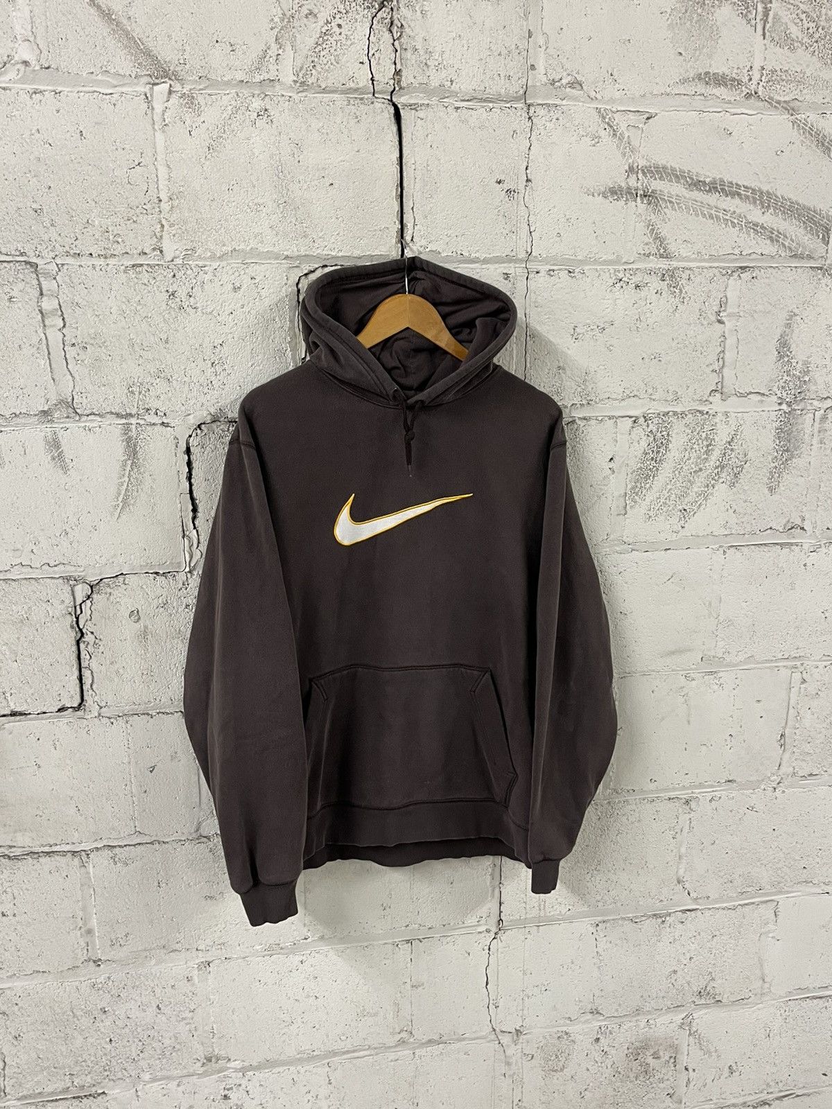 Nike Nike big swoosh center swoosh y2k mocha brown rare hype Size US XXL / EU 58 / 5 - 3 Thumbnail
