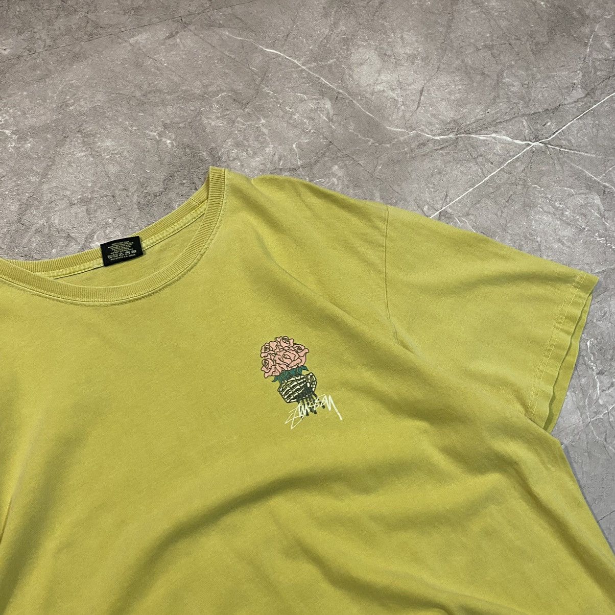 Other VINTAGE STUSSY TEE FLOWER BIG LOGO Size US L / EU 52-54 / 3 - 6 Thumbnail