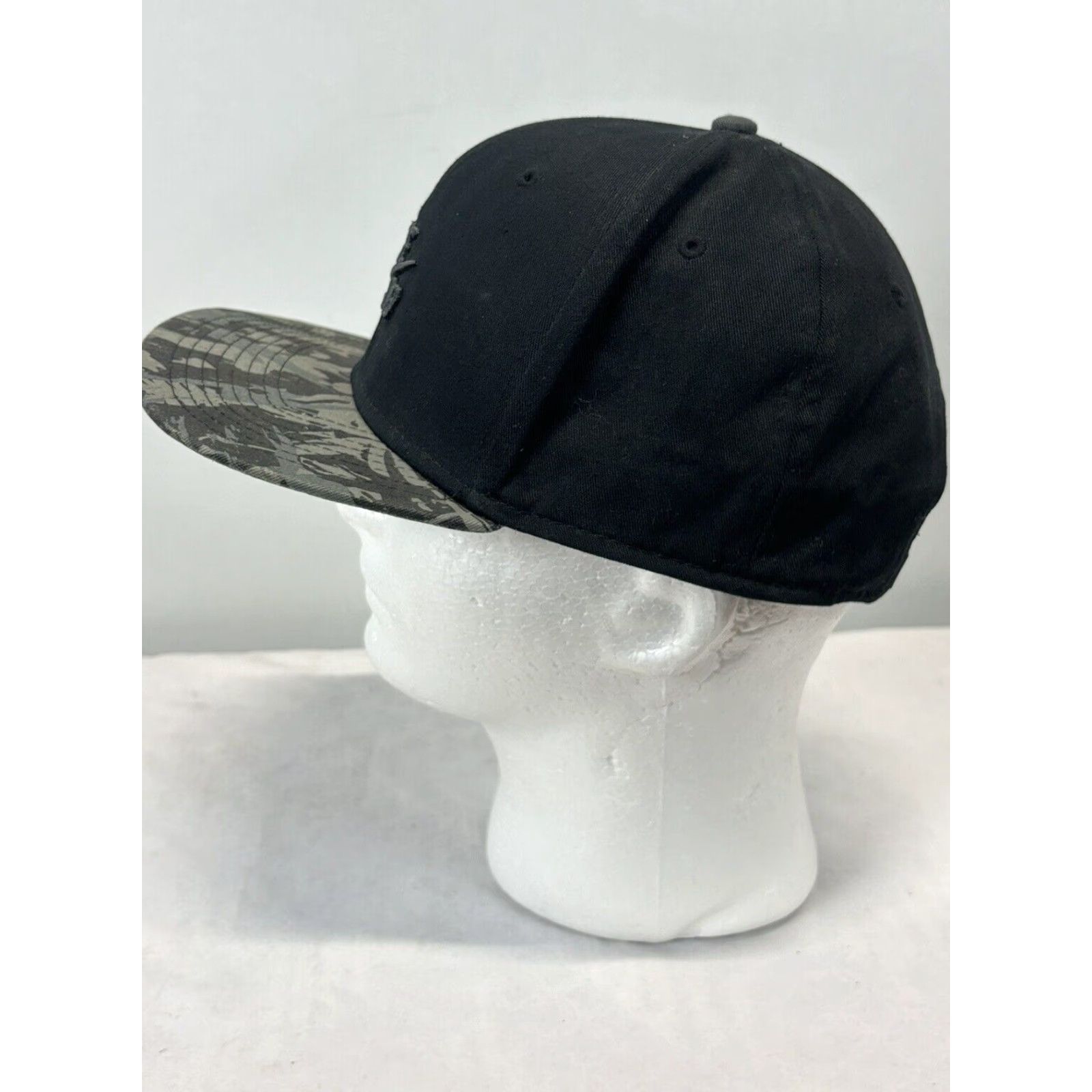 Nike VINTAGE Nike SB Baseball Snapback Hat Black Gray Camo Bill Skater Mens One Size Size ONE SIZE - 3 Thumbnail