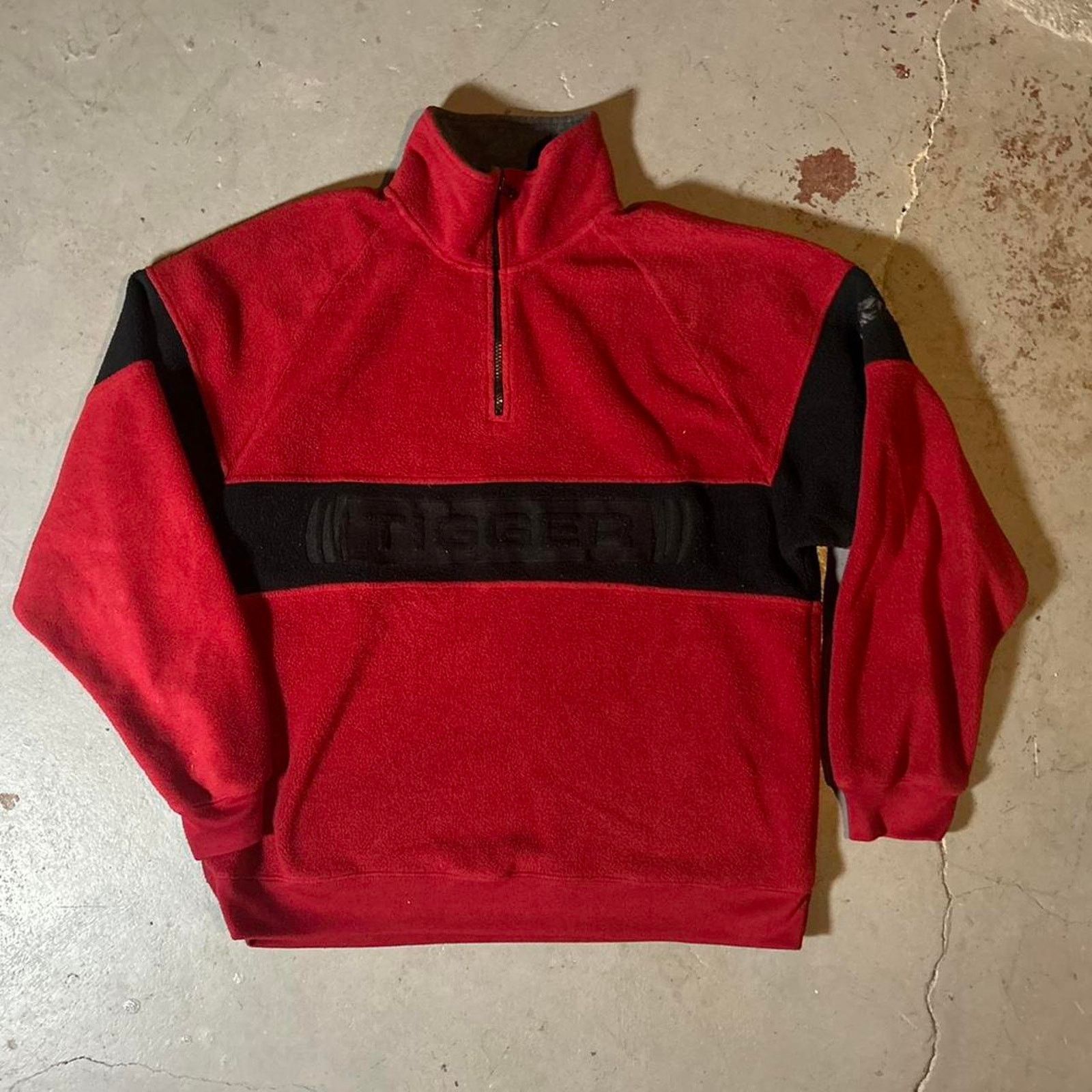 Disney 90s red the disney store Size US M / EU 48-50 / 2 - 1 Thumbnail