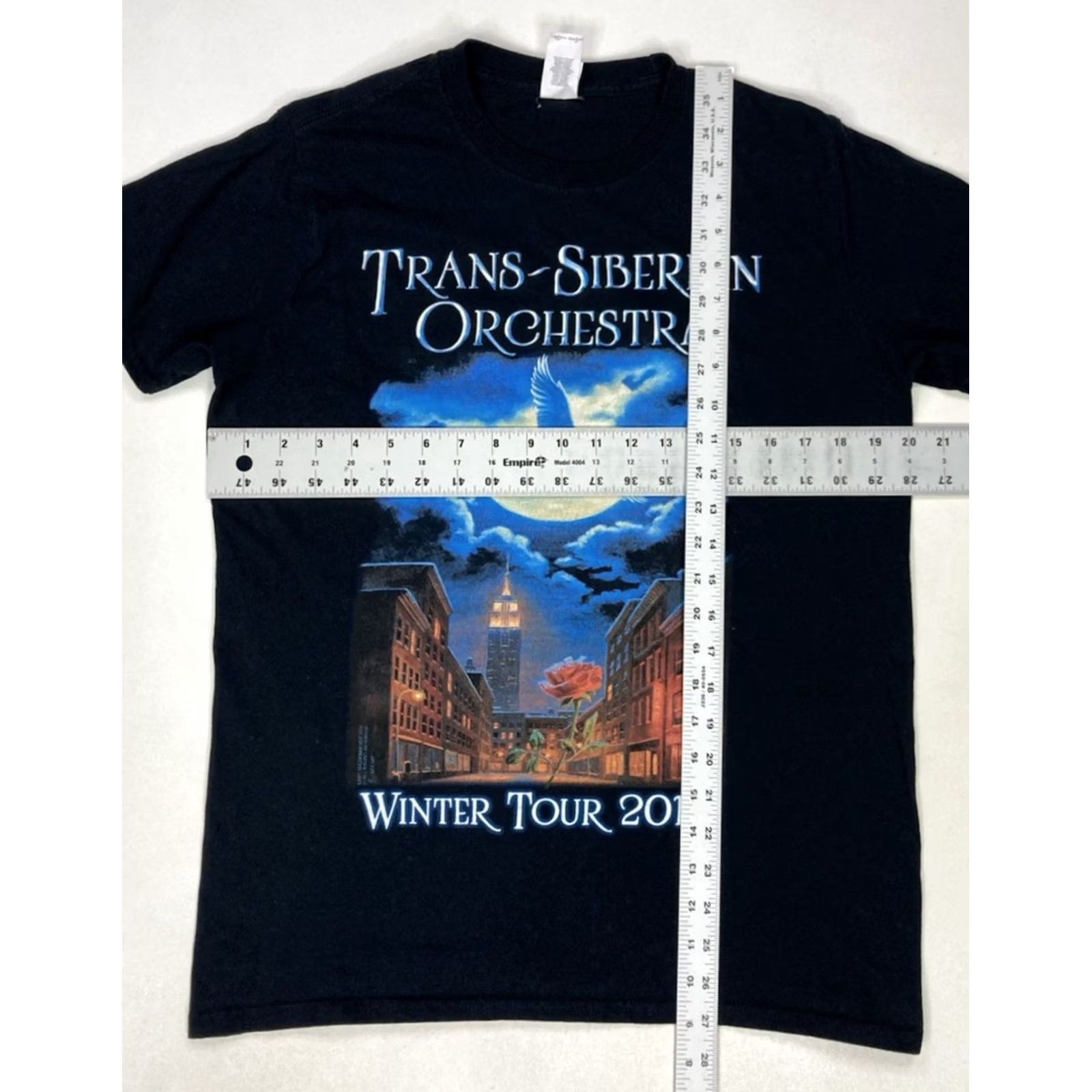 Gildan Trans Siberian Orchestra Winter Tour 2019 Graphic T-shirt Men Medium Black Music Shirt Size US M / EU 48-50 / 2 - 7 Thumbnail