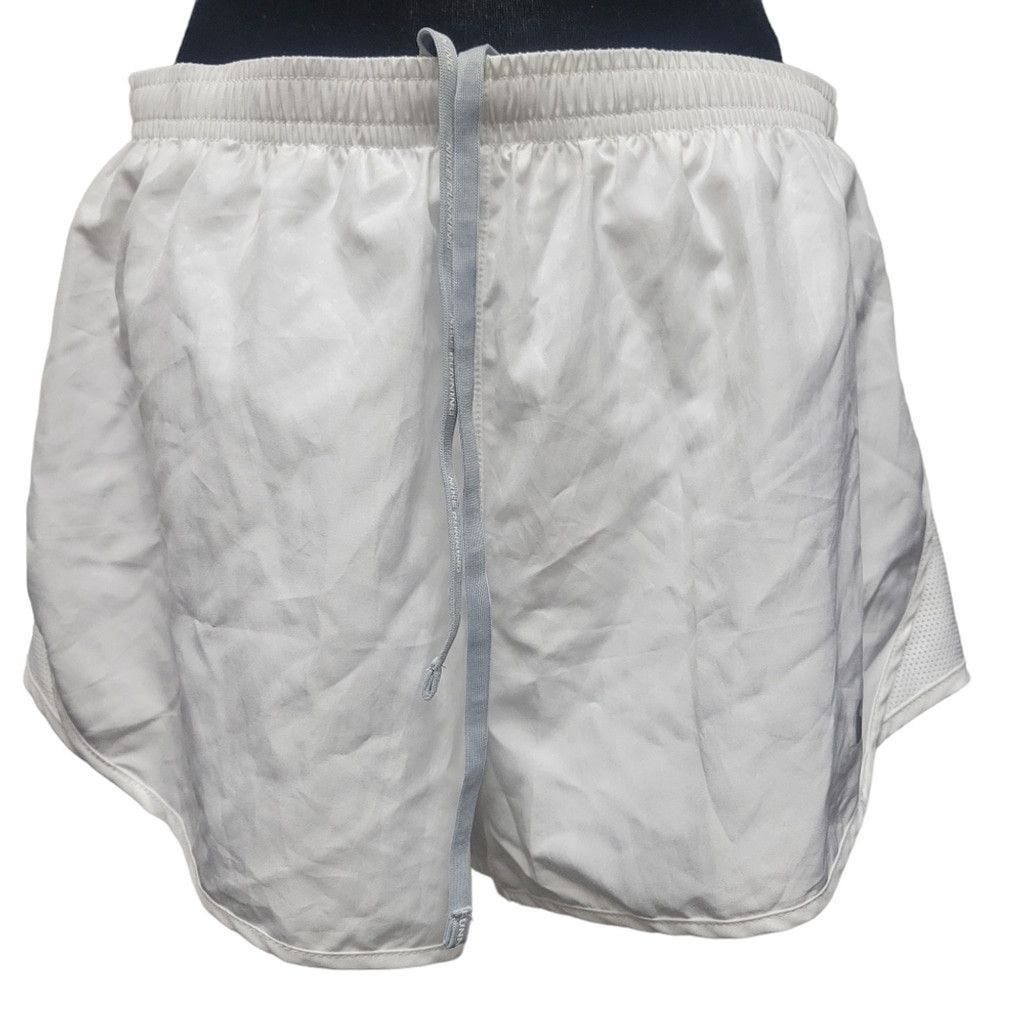 Nike Nike Women's Running Shorts. Size Medium. Excellent Conditio Size 28" / US 6 / IT 42 - 2 Thumbnail