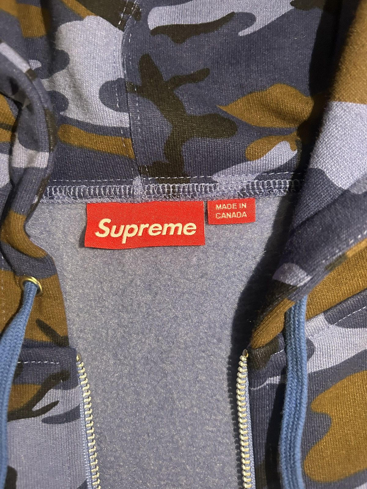 Supreme Box logo supreme blue camo hoodie. Brand new 100% authentic Size US L / EU 52-54 / 3 - 2 Thumbnail