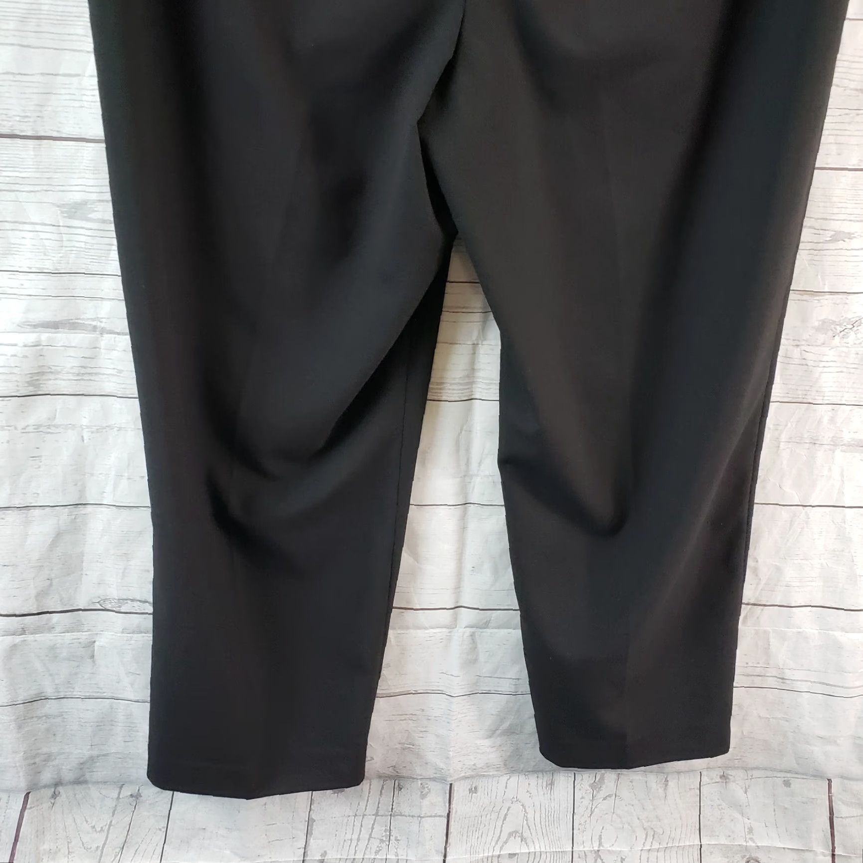 Talbots Talbots Womens Heritage Cropped Pants Sz 10 Black High Rise Pants Womens Regular 10 Black 24.5 Inseam Cropped Rise 11.5 Size 32" / US 10 / IT 46 - 5 Thumbnail
