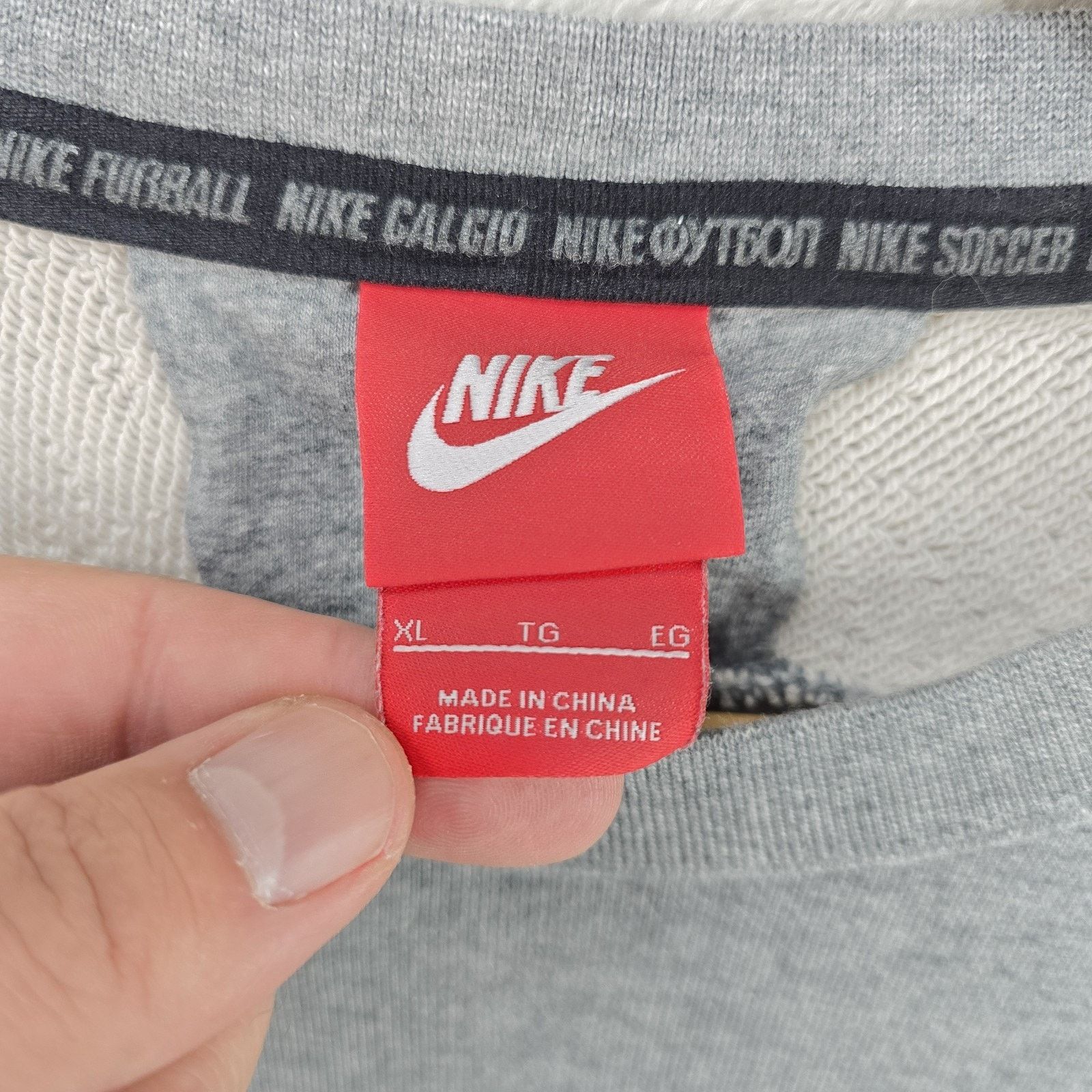 Nike Nike FC Sweater Mens XL City Crew Soccer Club Sweatshirt Size US XL / EU 56 / 4 - 7 Thumbnail