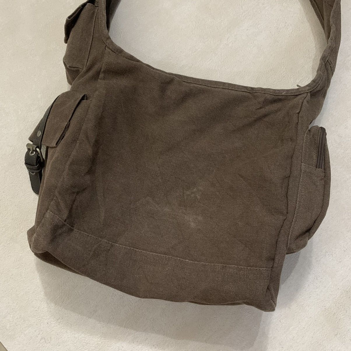 If Six Was Nine 🔥Fabric Connection Anarchy studded logo A crossbody bag Size ONE SIZE - 7 Thumbnail