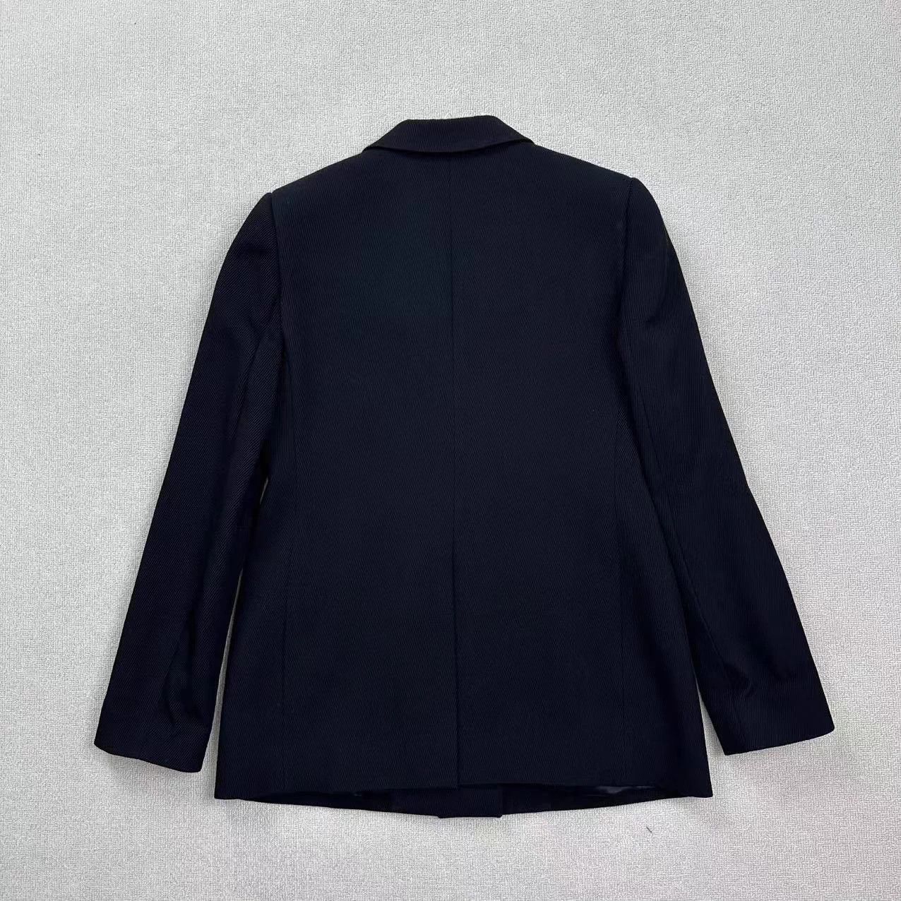 Givenchy Givenchy Lock blazer 38 FR new Size S / US 4 / IT 40 - 2 Thumbnail