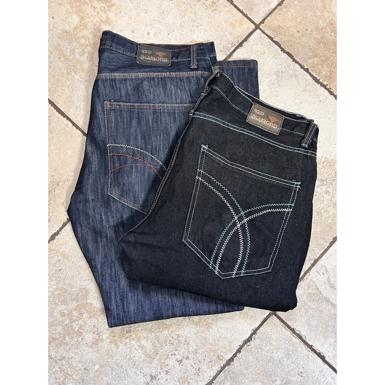 Other red diamond jeans Men’s 40x32 Set Of 2 Embroidered Pockets Size US 40 / EU 56 - 1 Thumbnail