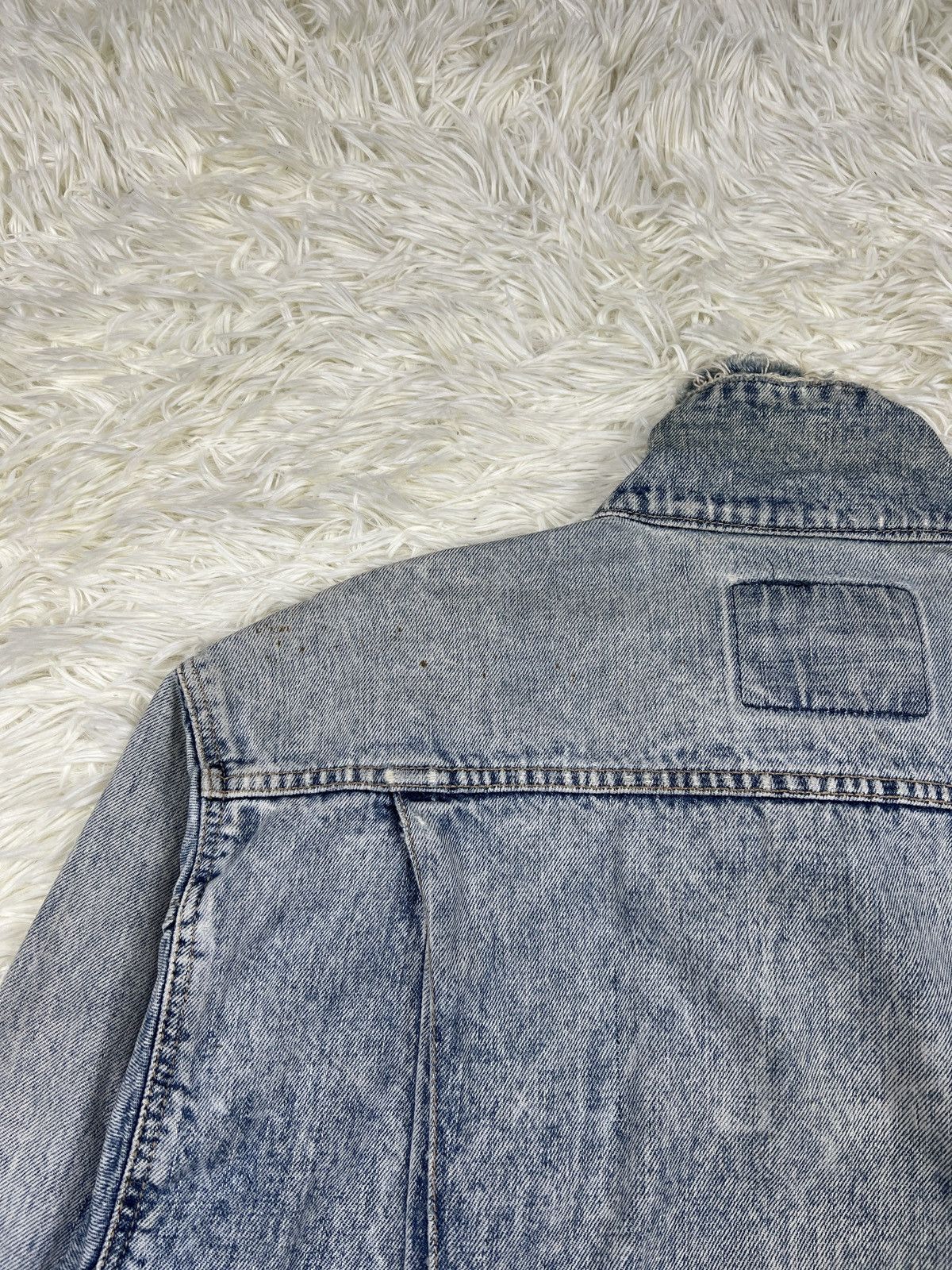 Edwin Vintage Edwin Faded Distressed Denim Jacket Size US L / EU 52-54 / 3 - 12 Thumbnail