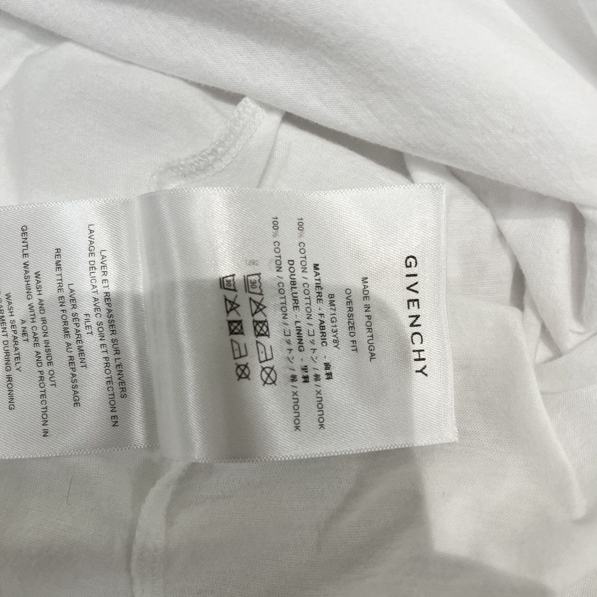 Givenchy Givenchy Logo Distressed Tee White Size US XL / EU 56 / 4 - 7 Thumbnail