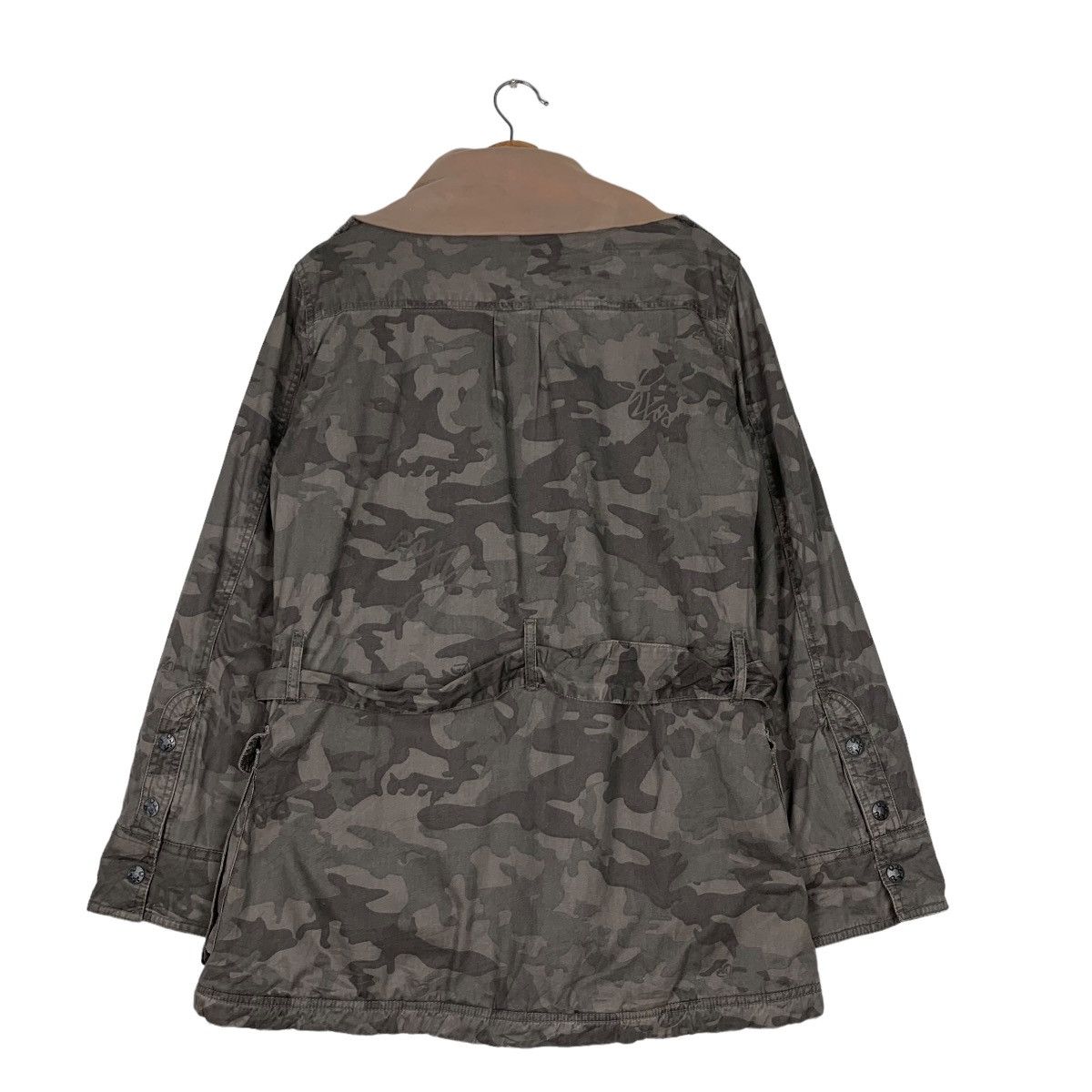 Japanese Brand ROXY Embroidery Small Logo Camo Belted Jacket #0302-C14 Size L / US 10 / IT 46 - 8 Thumbnail
