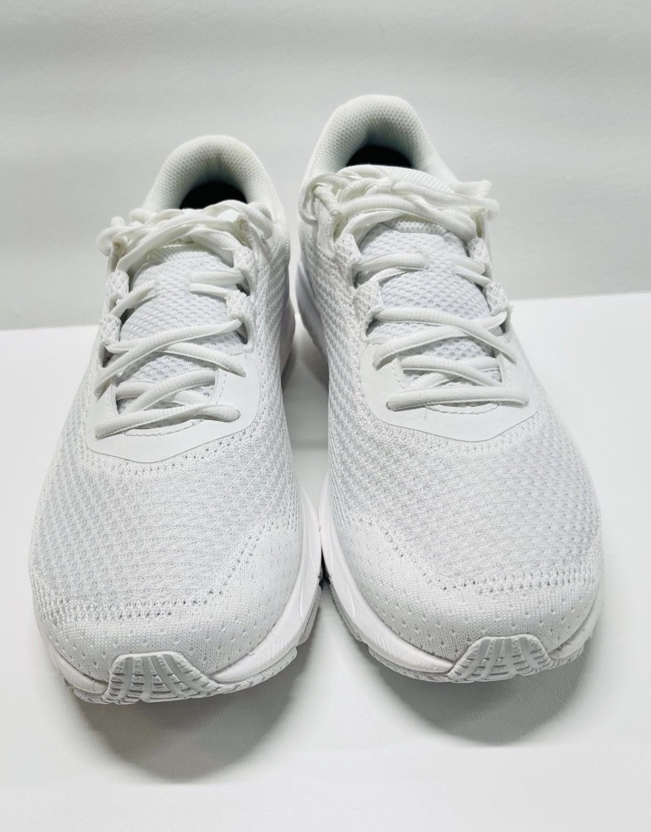 Under Armour Under Armour Hovr Intake 6 Triple White Size US 10.5 / EU 43-44 - 4 Thumbnail