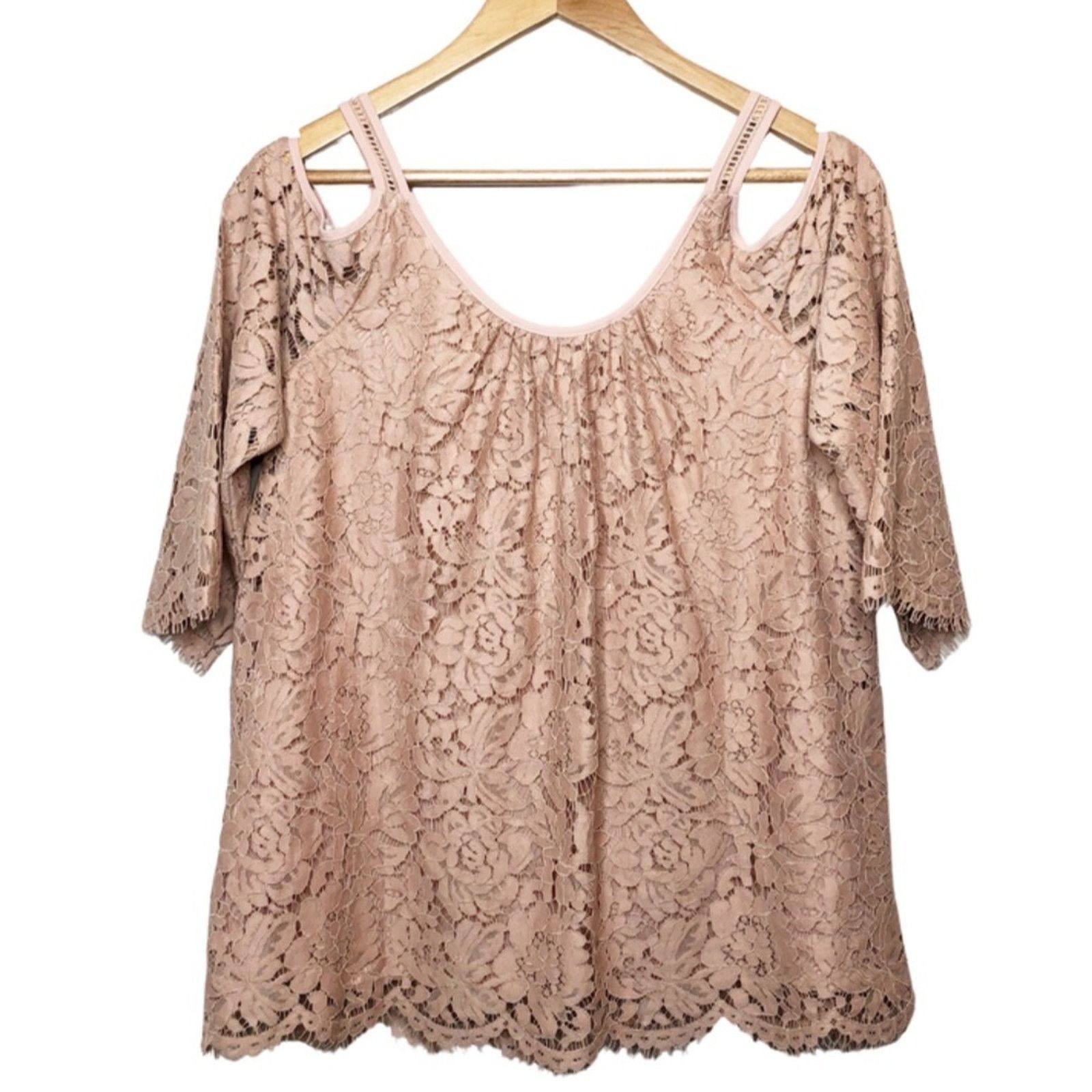 White House Black Market New with Tag White House Black Market Lace Blush Blouse Size S / US 4 / IT 40 - 11 Thumbnail