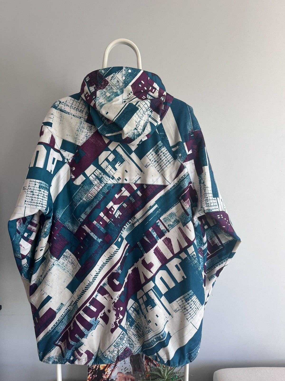 Oakley Oakley Vintage Snowboard Jacket Size US L / EU 52-54 / 3 - 6 Thumbnail
