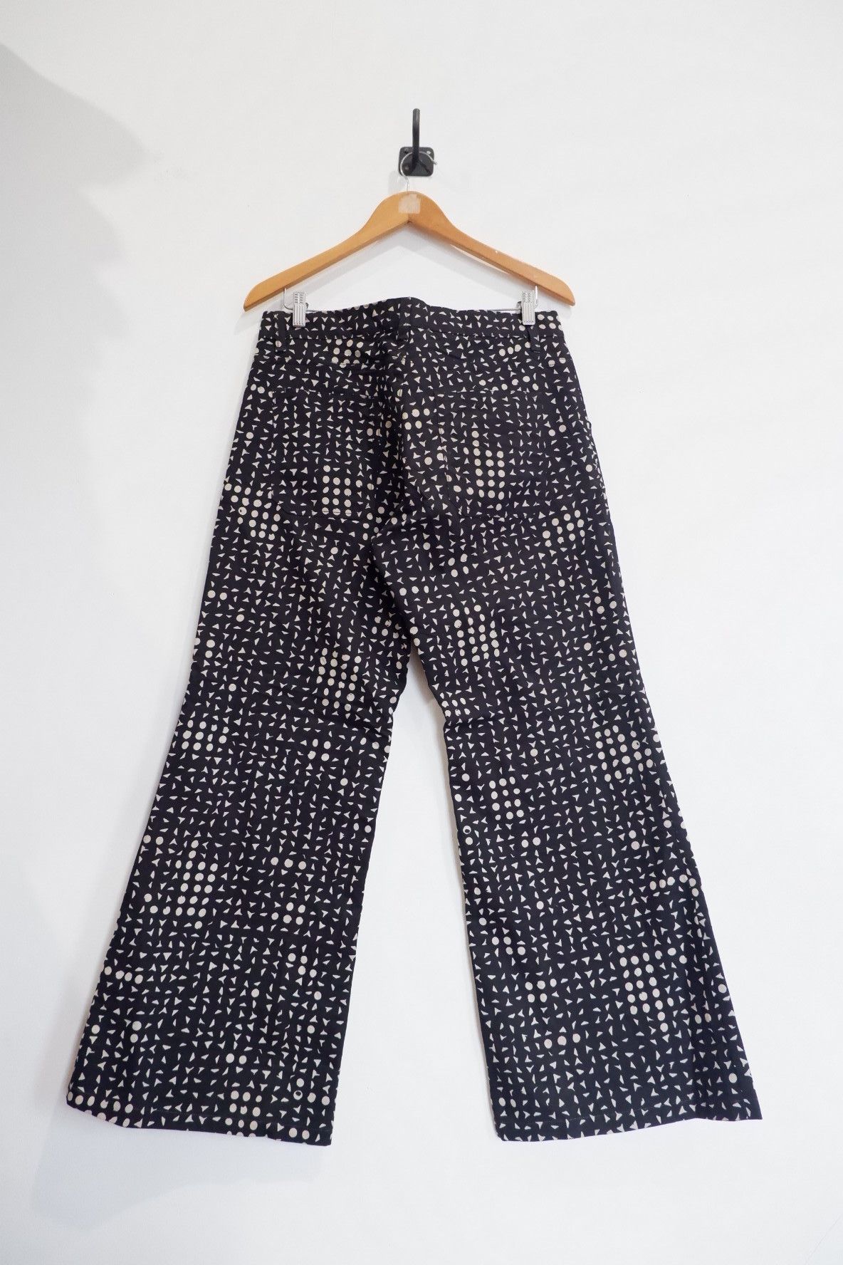 Lad Musician The Lad Musician Super Wide Leg Pants - Sample Size US 32 / EU 48 - 2 Thumbnail