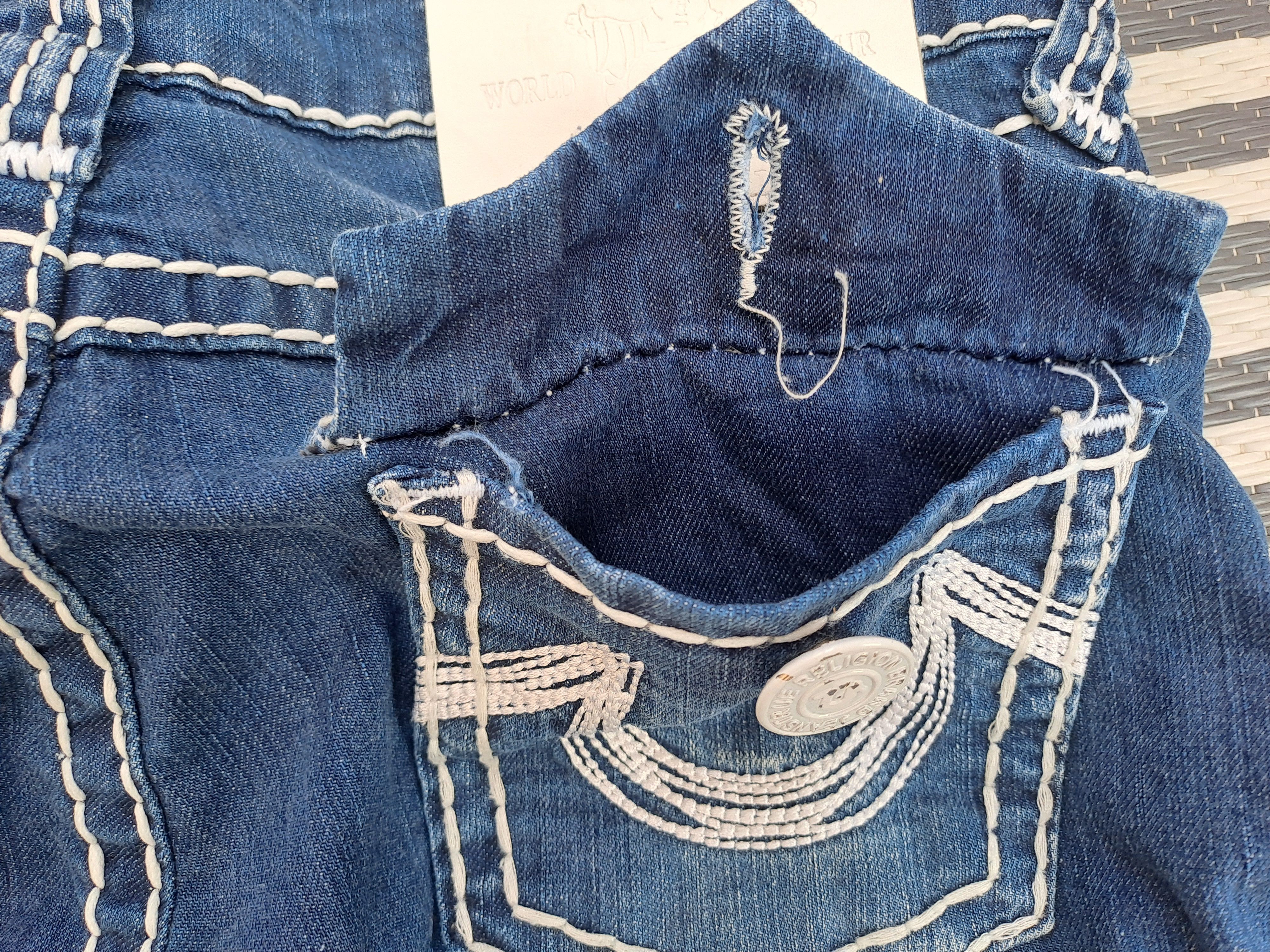 True Religion Vintage womens True Religion Logan Super T jeans 27'' size Size 27" / US 4 / IT 40 - 18 Thumbnail