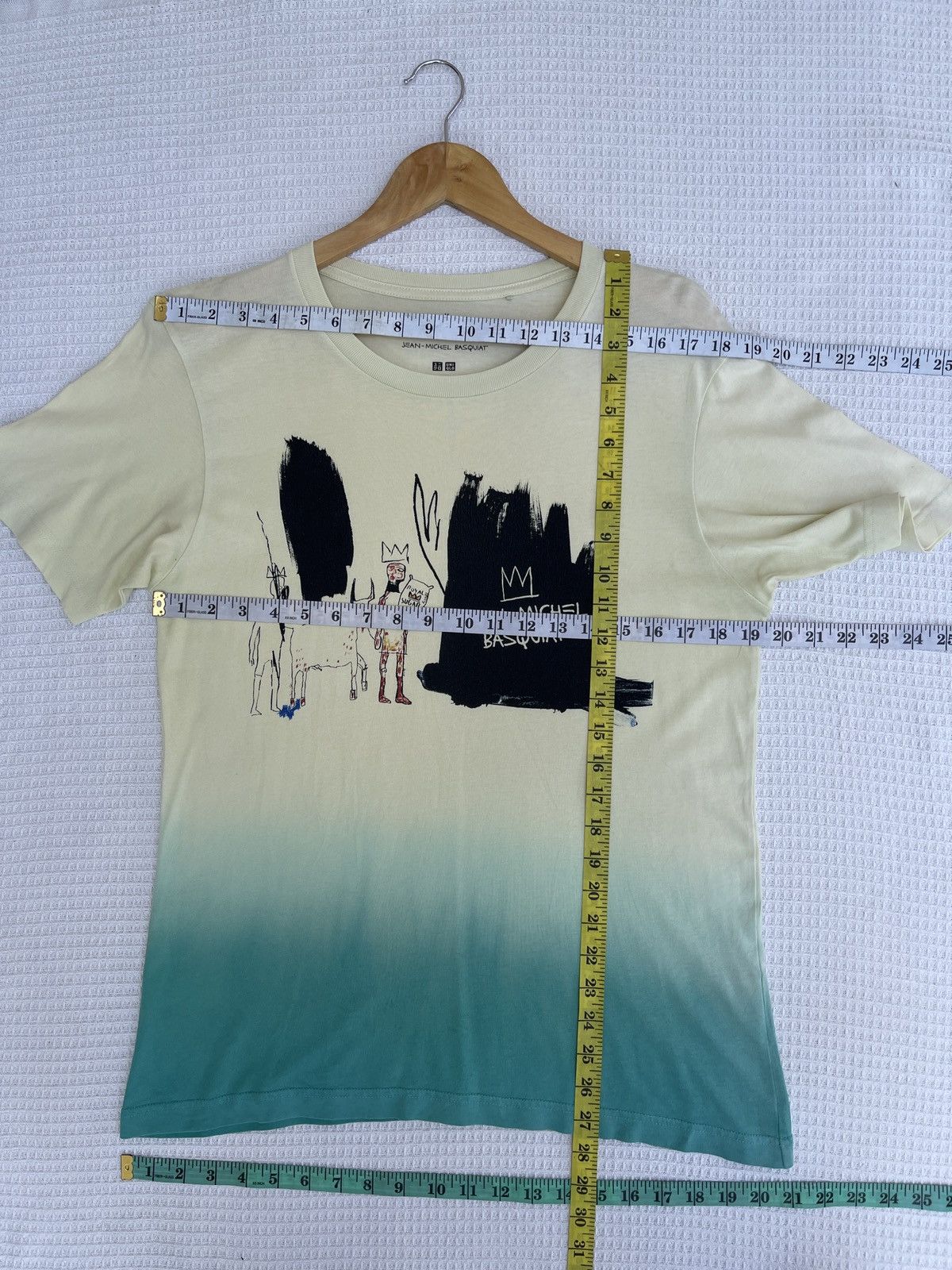 Jean-Michel Basquiat Last Drop🔥Rare🔥Jean Michel Basquiat X Uniqlo Arts T-Shirt Size US M / EU 48-50 / 2 - 9 Thumbnail