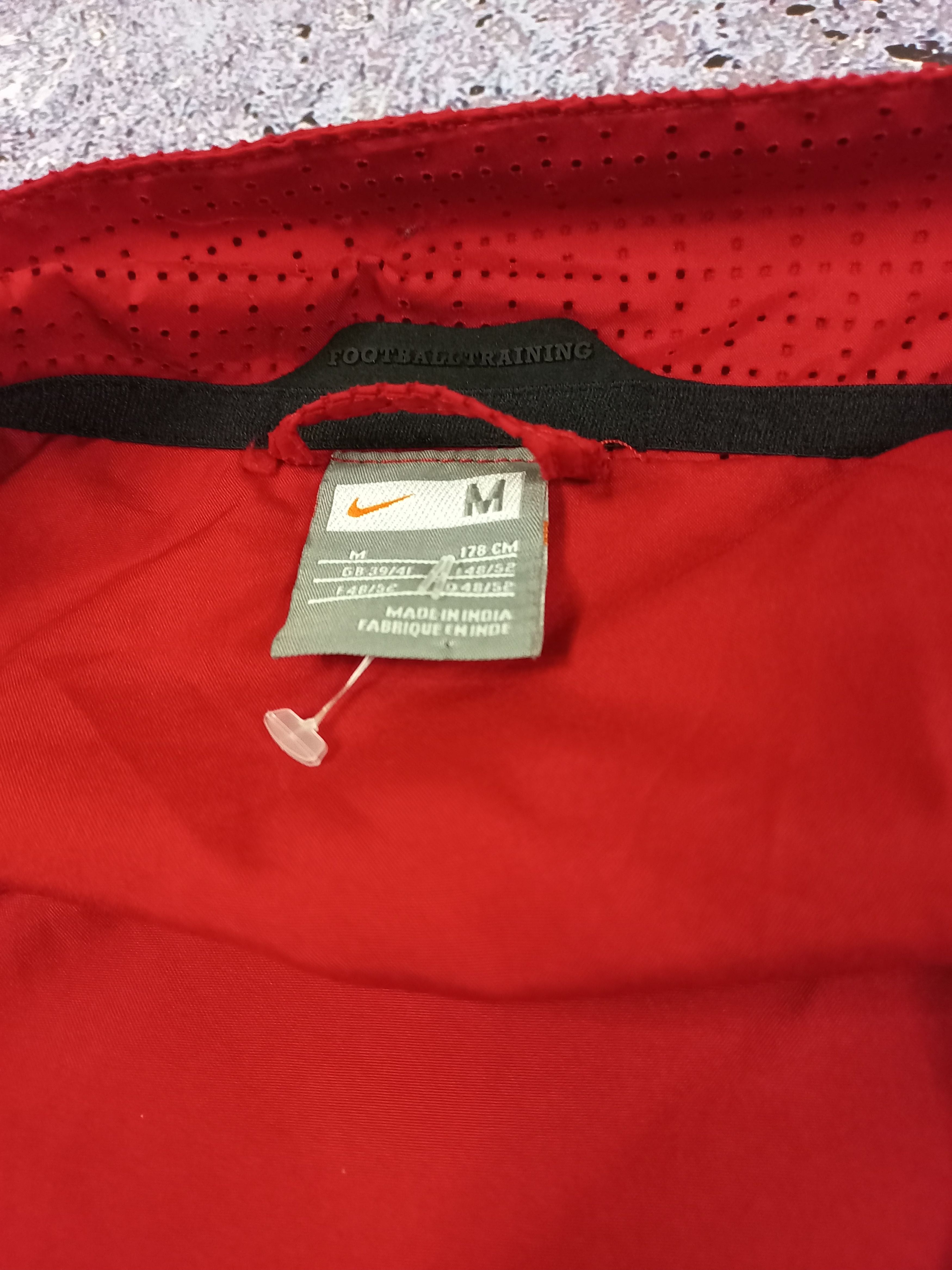Nike Nike Manchester United AIG Track Jacket 2008–10 Vintage M Size US M / EU 48-50 / 2 - 3 Thumbnail