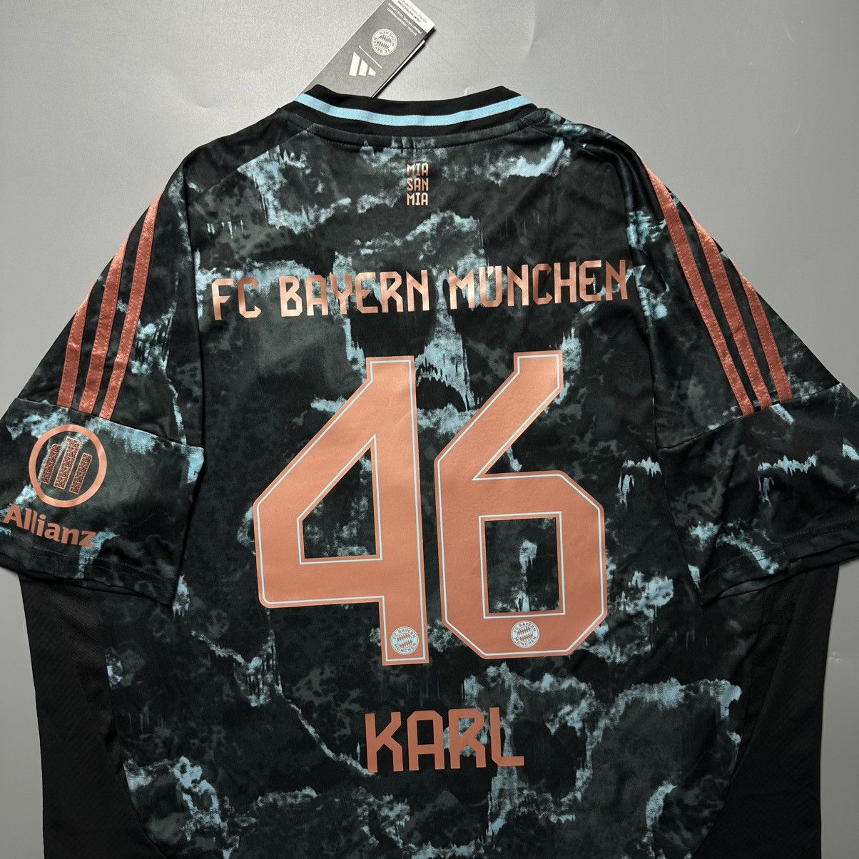 Vintage BAYERN ADIDAS 2024/2025 FOOTBALL AWAY JERSEY #46 KARL Size US XXL / EU 58 / 5 - 10 Thumbnail