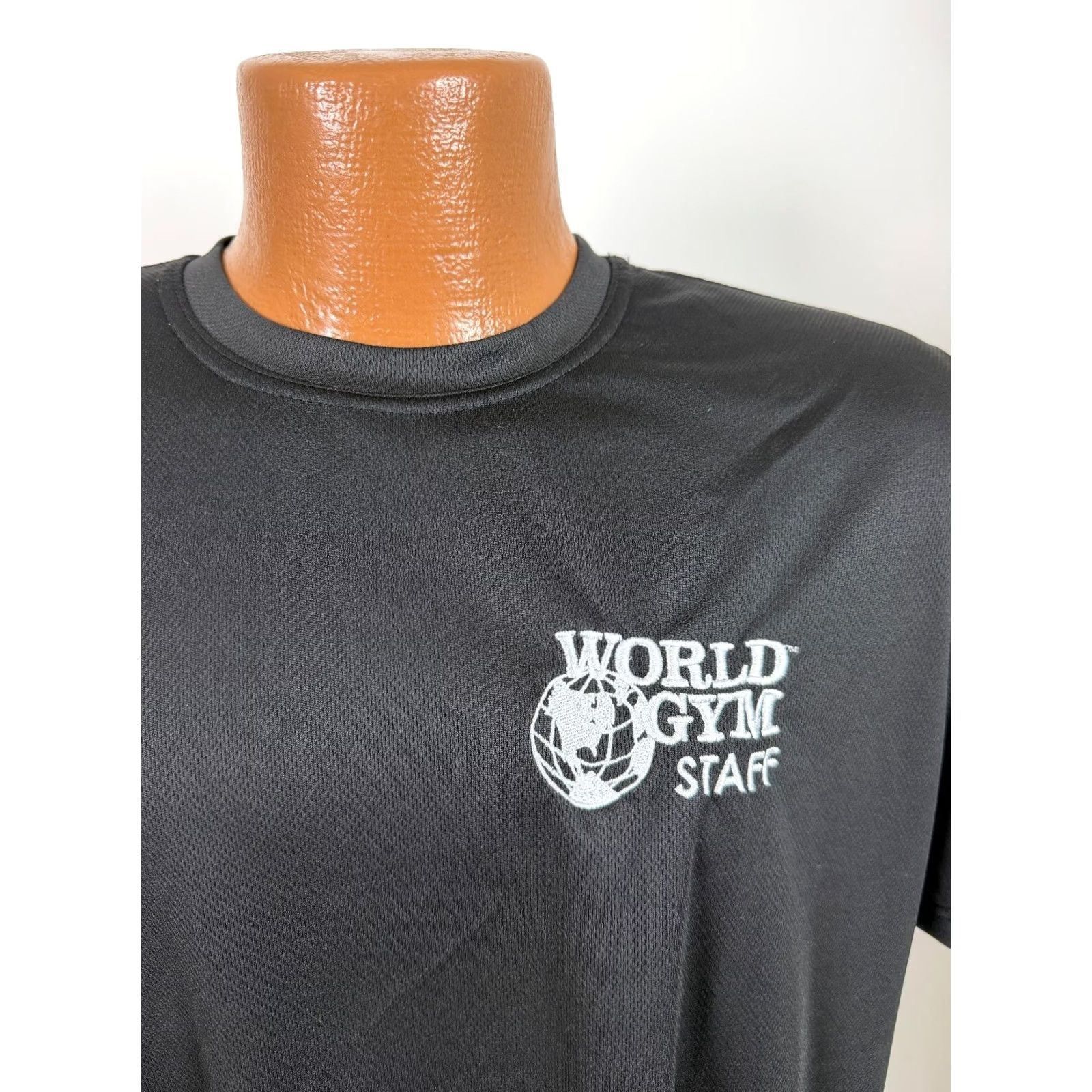 Vintage VINTAGE World Gym Shirt Men Medium Embroidered Logo Stretchy Microfiber USA Made Black Size US M / EU 48-50 / 2 - 3 Thumbnail
