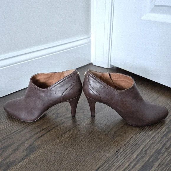 Vince Camuto Vala Dark Roast Leather Bootie Classic Fall Party Travel Size US 8 / IT 38 - 4 Thumbnail