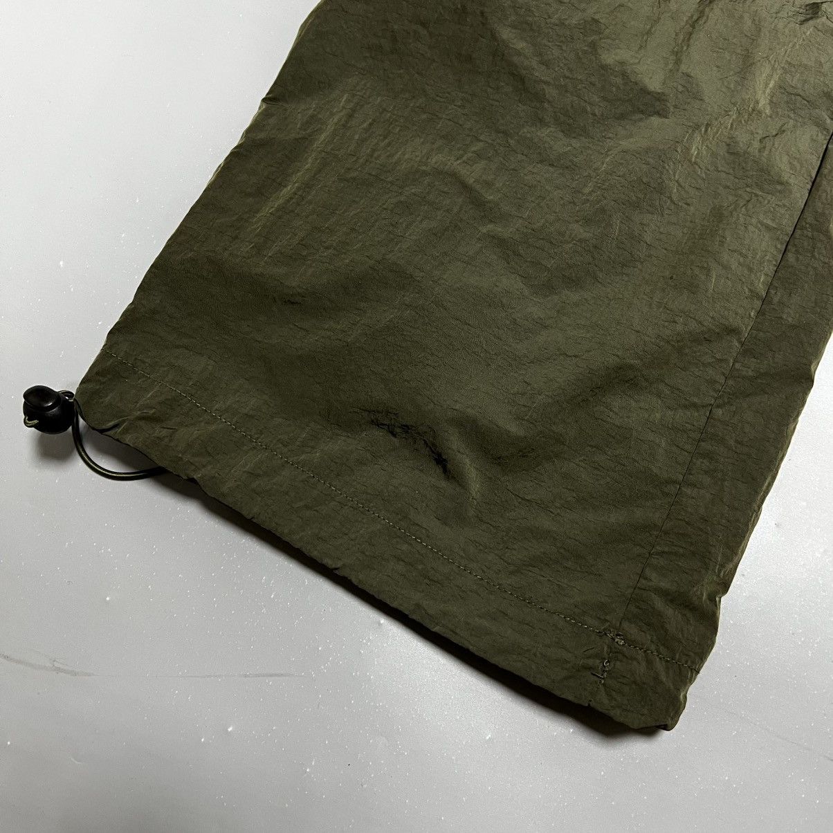 Ed Hardy × Urban Outfitters Ed Hardy x Urban Outfitters Big Logo Cargo Nylon Pants Baggy Size US 30 / EU 46 - 3 Thumbnail