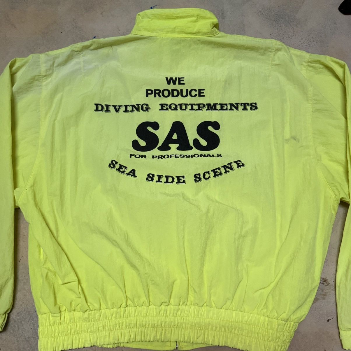 Vintage SAS Sea Side Scene Marine Sports Big Logo Light Jacket Size US M / EU 48-50 / 2 - 4 Thumbnail