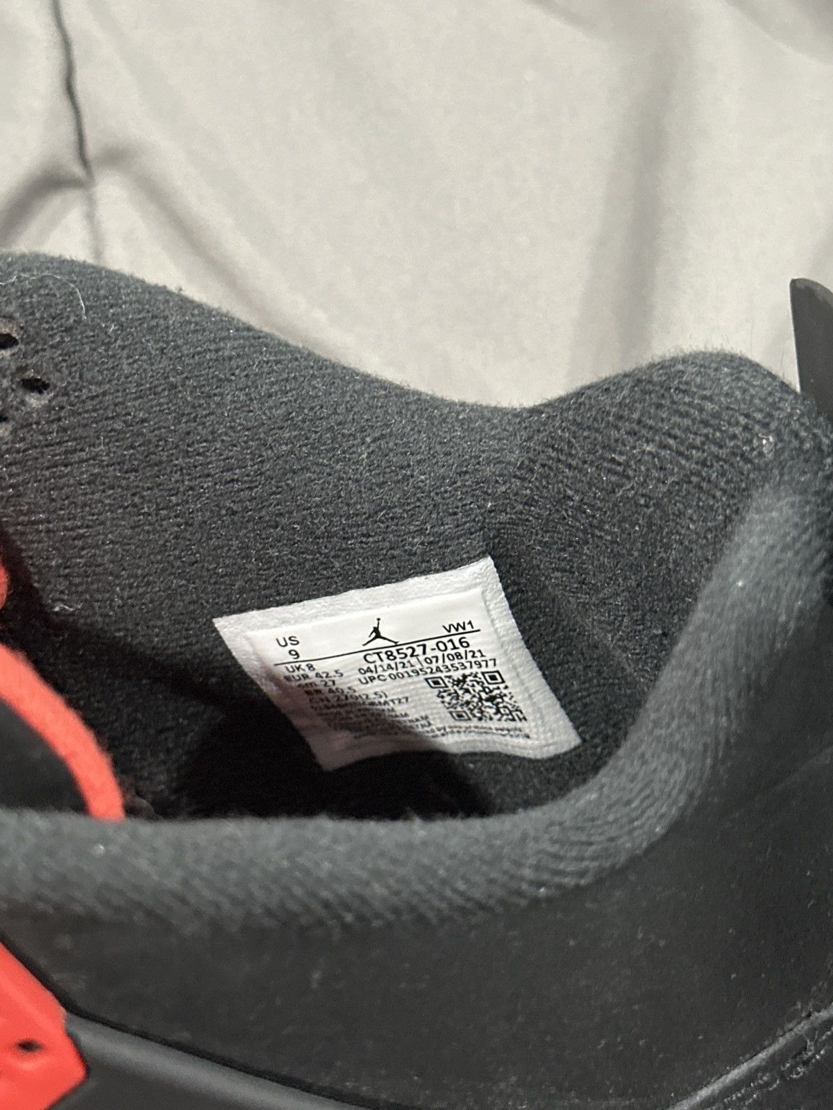 Jordan Brand Red Thunder Size US 9 / EU 42 - 7 Thumbnail