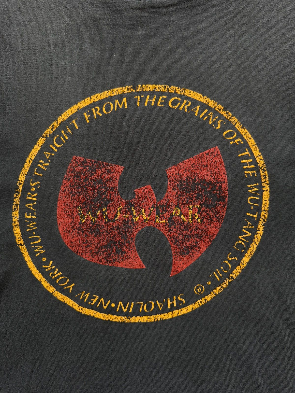 Wu-Tang Clan Rare Vintage 90s Wu-Tang Distressed Sun Faded Tshirt Size US M / EU 48-50 / 2 - 5 Thumbnail