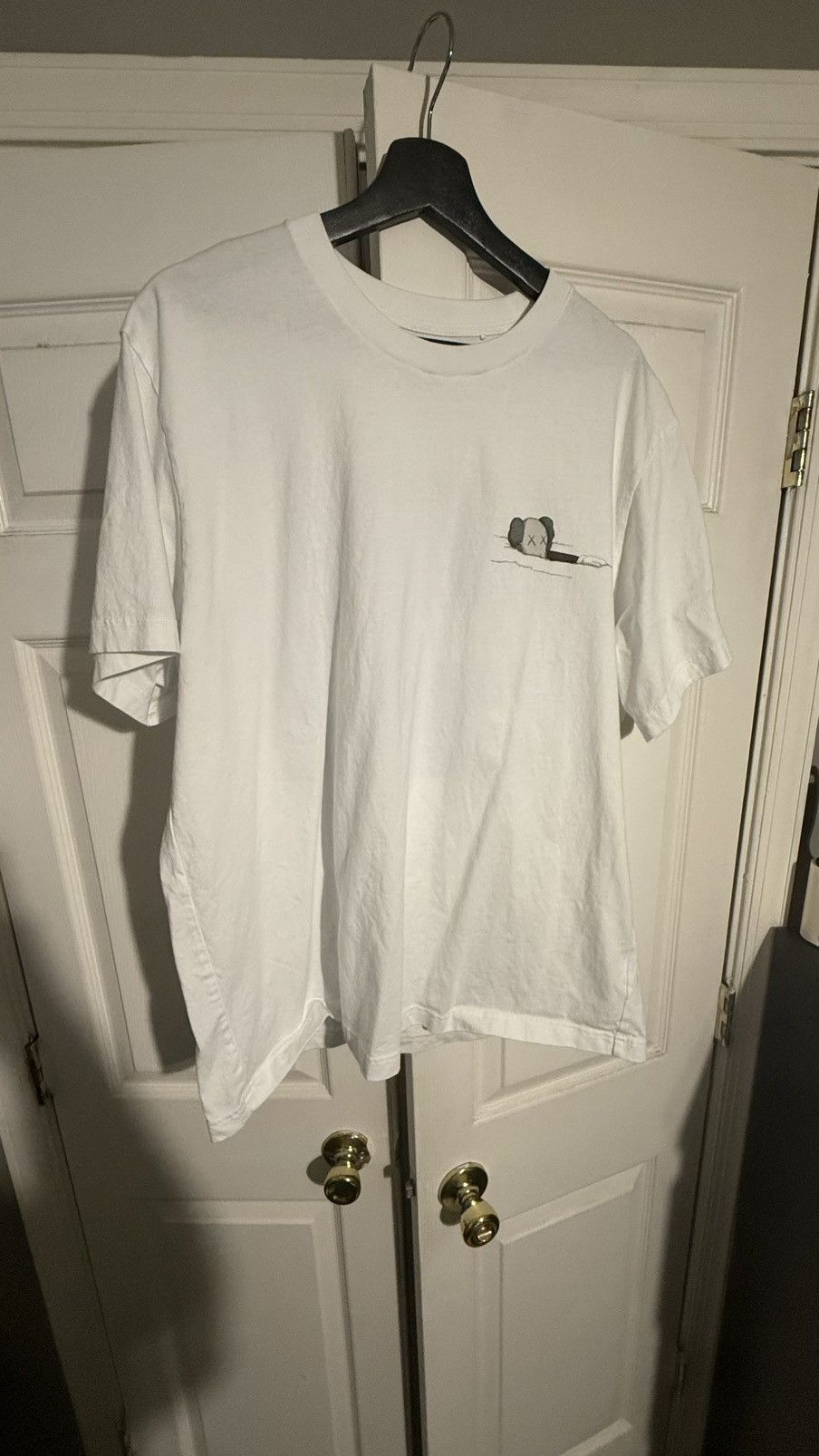 Kaws × Uniqlo Kaws x Uniqlo Floating Pocket Tee Size US XXL / EU 58 / 5 - 1 Thumbnail