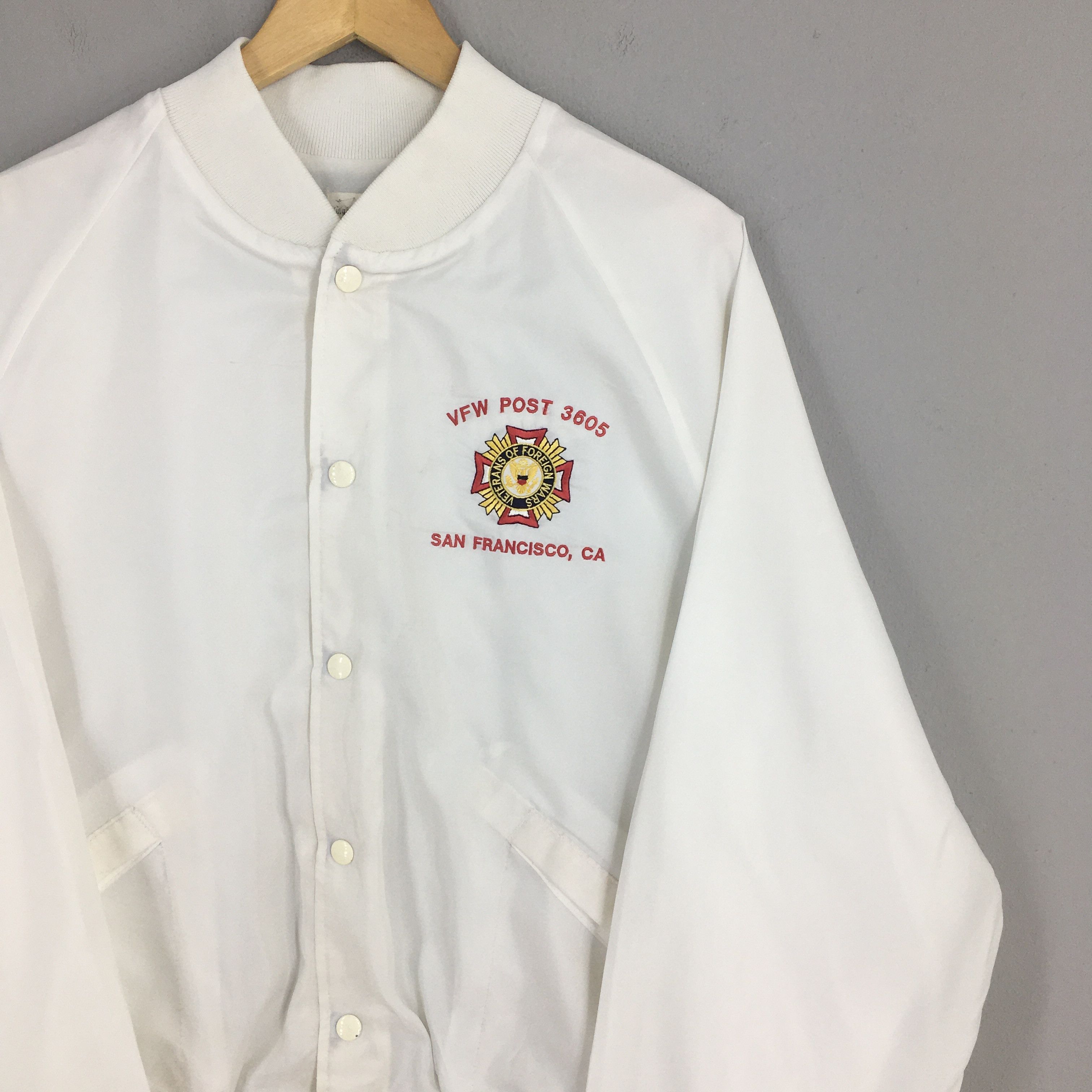 Vintage Vintage 80s King Louie Eagles Satin Varsity Jacket XLarge Size US XL / EU 56 / 4 - 4 Thumbnail