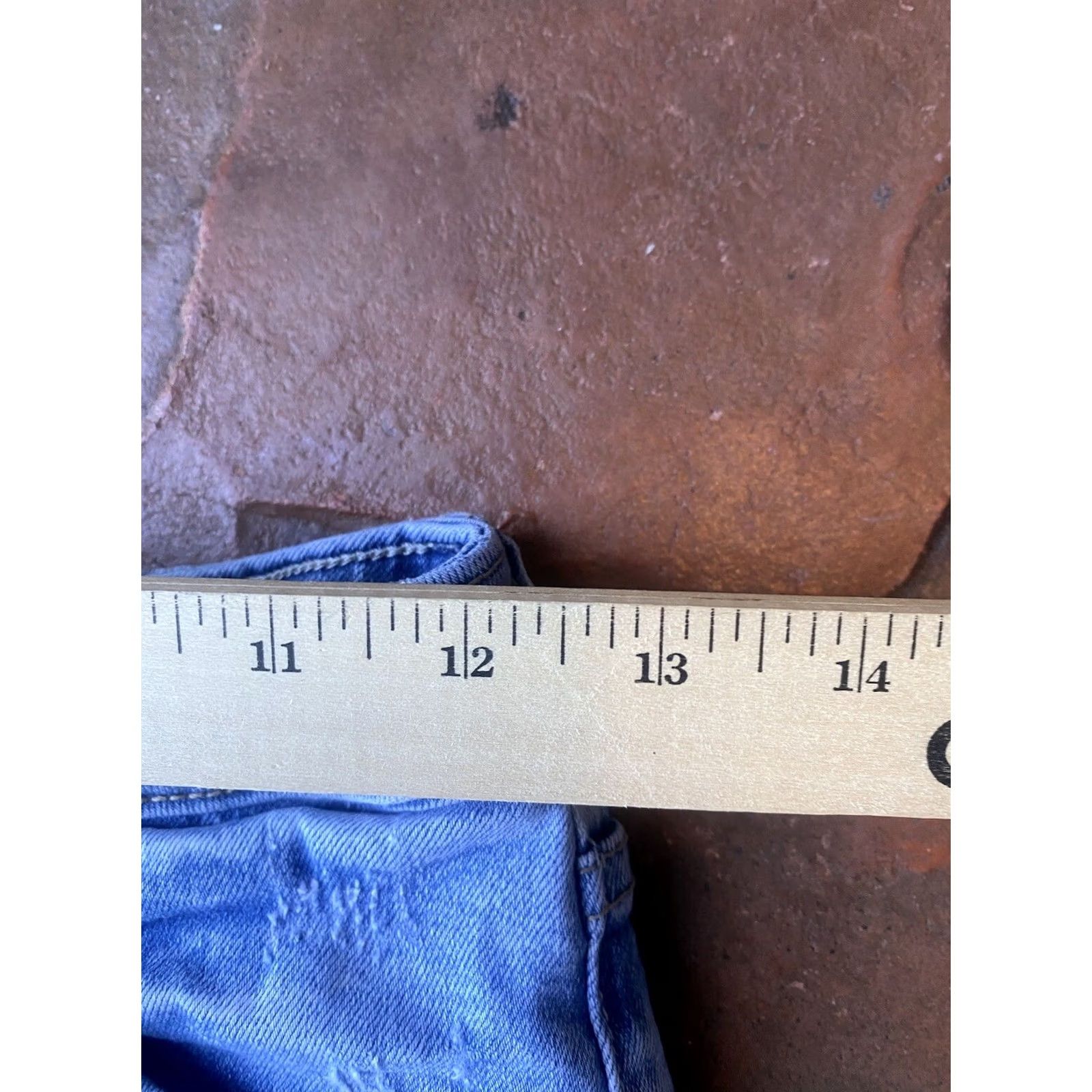 Free People VINTAGE We The Free People Jean Shorts Womens 27 Distress Button Fly Cut Off Denim Size 27" / US 4 / IT 40 - 4 Thumbnail