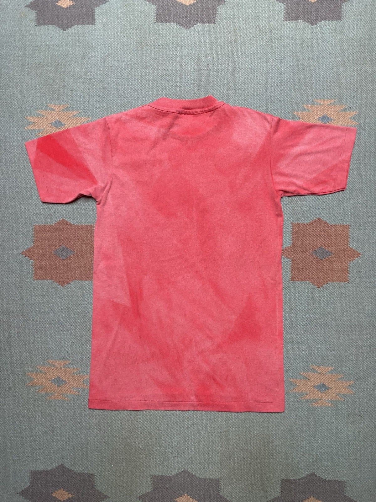 Vintage Vtg 80s blank t shirt sun fade red hanes single stitch small Size US S / EU 44-46 / 1 - 8 Thumbnail