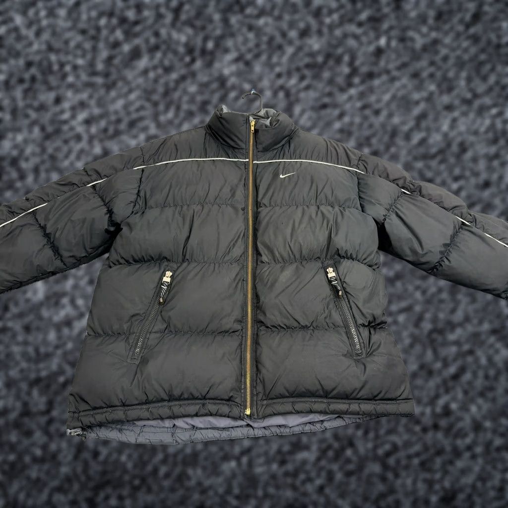 Nike VINTAGE Nike Puffer Jacket Men L Black Down Full Zip Mock Neck Gorpcore Regular Size US L / EU 52-54 / 3 - 1 Thumbnail
