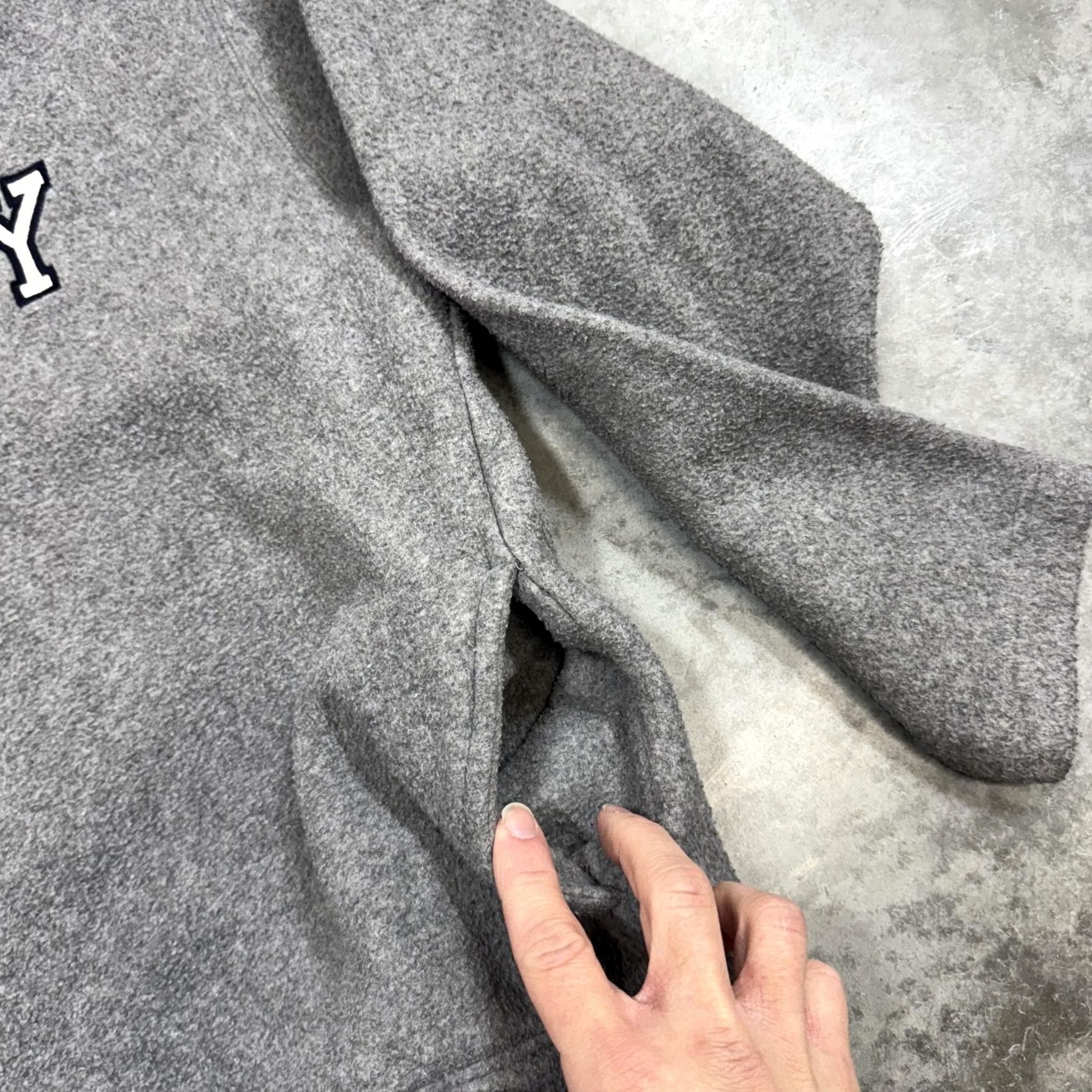 Old Navy Old Navy Hoodie Mens M Gray Fleece Pullover Drawstring Hem Sweatshirt Size US M / EU 48-50 / 2 - 3 Thumbnail