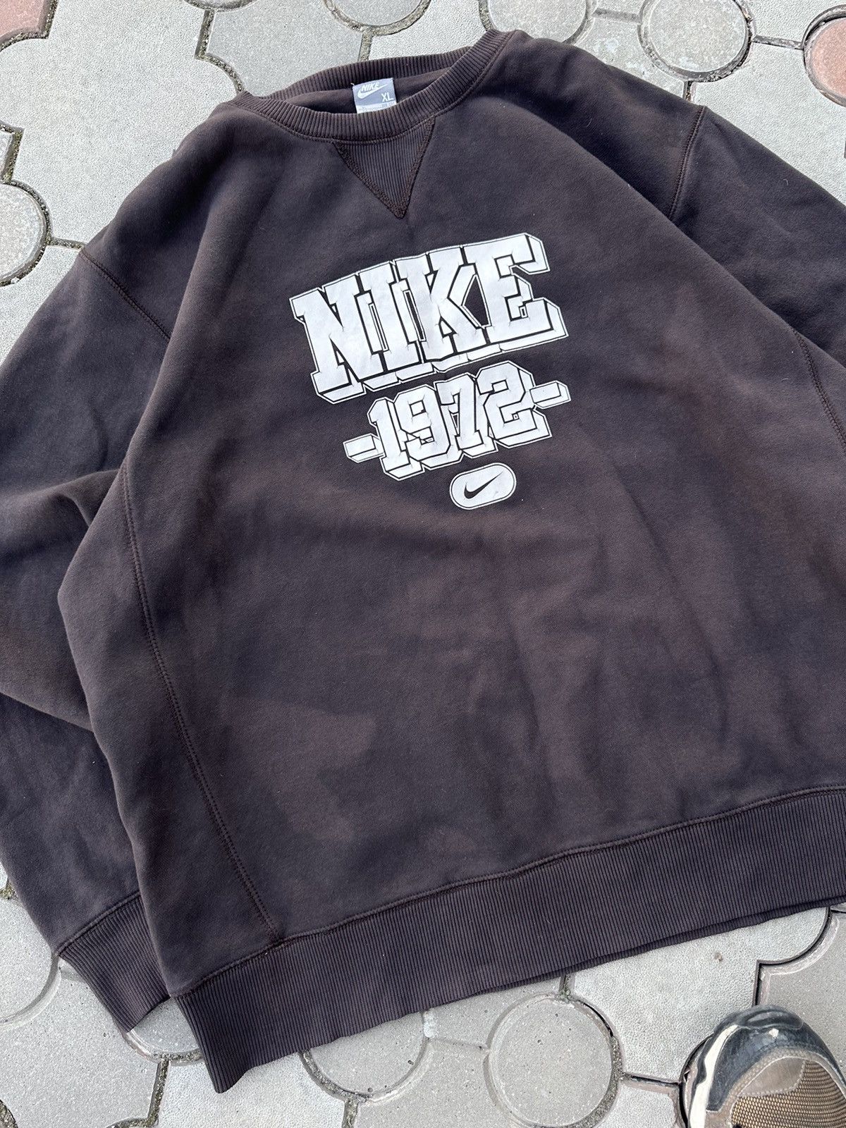 Nike × Vintage Vintage Distressed Nike Spell Out Brown Sweatshirt USA Size US XL / EU 56 / 4 - 3 Thumbnail
