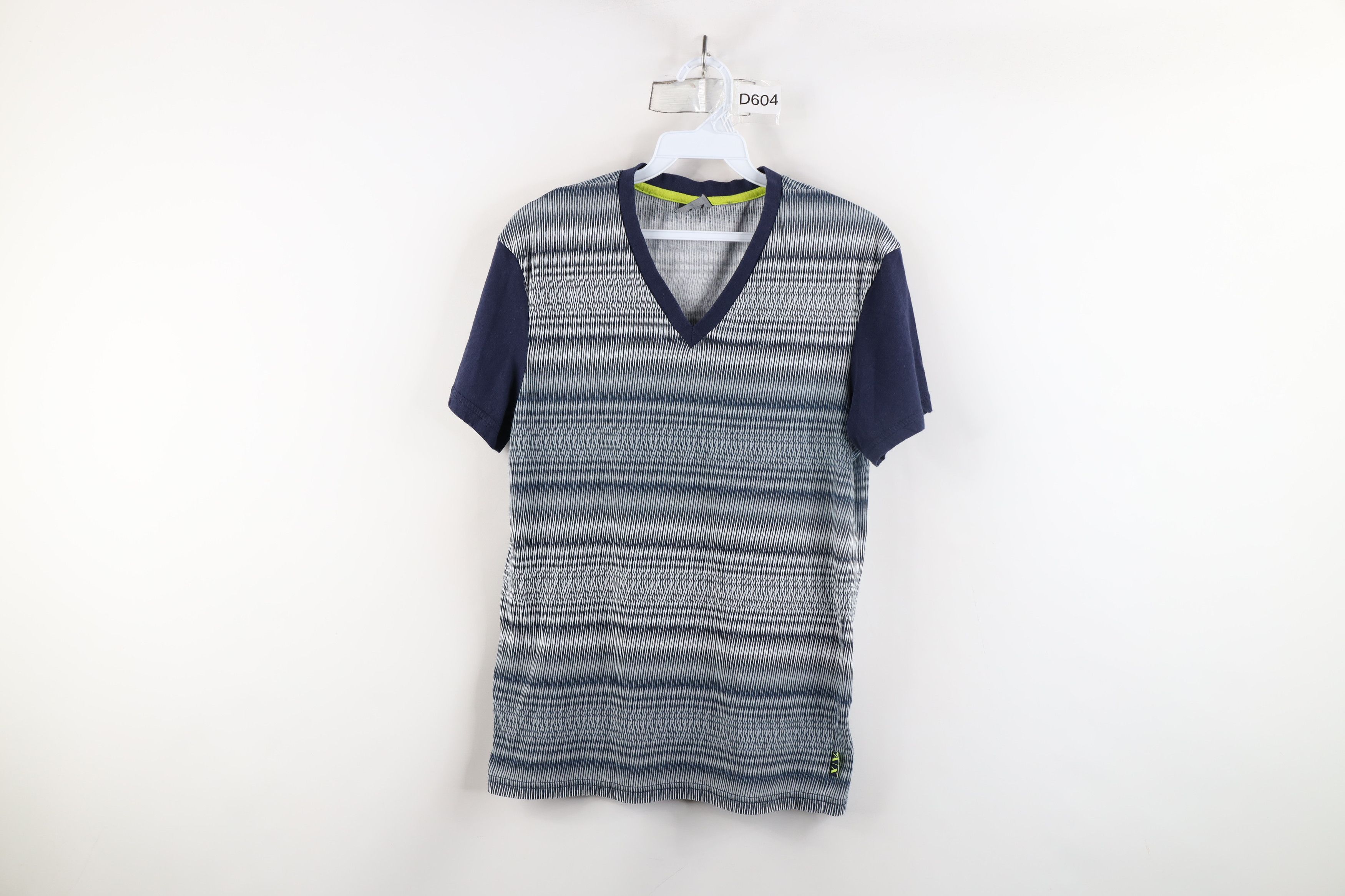 Armani Exchange Armani Exchange Trippy Geometric Short Sleeve V-Neck T-Shirt Size US S / EU 44-46 / 1 - 1 Thumbnail