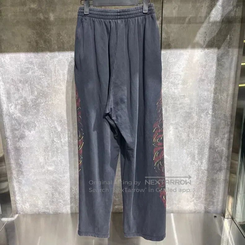 Balenciaga Balenciaga size XXS Flame Text Washed Distressed Sweatpant Size US 27 - 2 Thumbnail