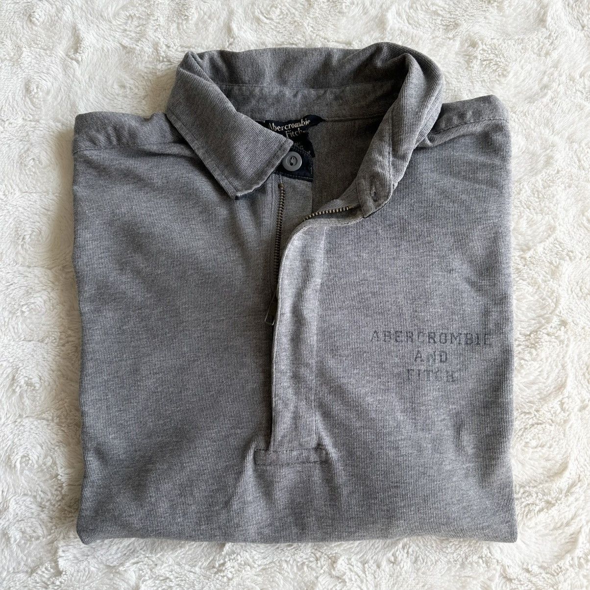 Abercrombie & Fitch Vintage Abercrombie & Fitch Polo Shirt Mens M Gray Rugby Zip Size US M / EU 48-50 / 2 - 1 Thumbnail