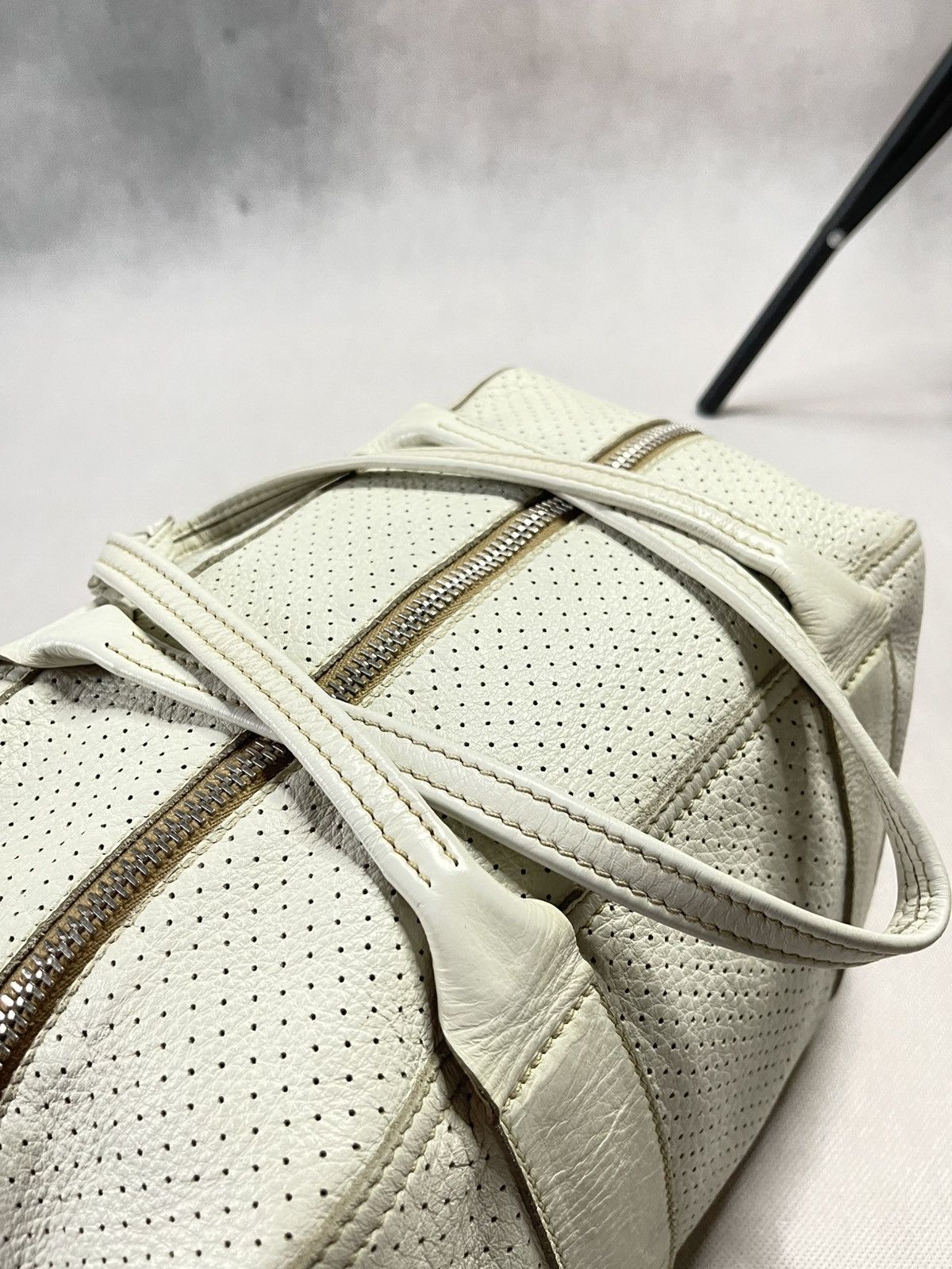 Prada *SOLD* Vintage 2003 Prada Luno Rossa Sport Leather Hand Bag Size ONE SIZE - 10 Thumbnail