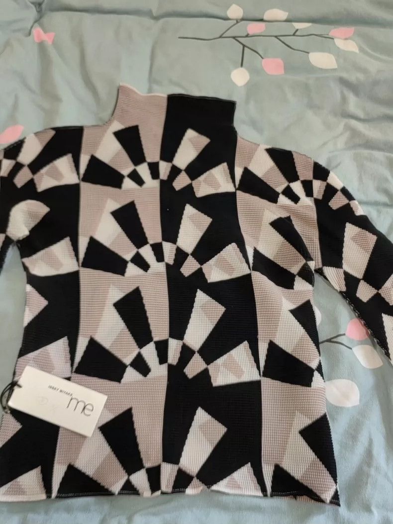 Issey Miyake issey miyake size:one size Geometric pattern coat 2506-Nex Size XXS / US 00 / IT 34 - 2 Thumbnail