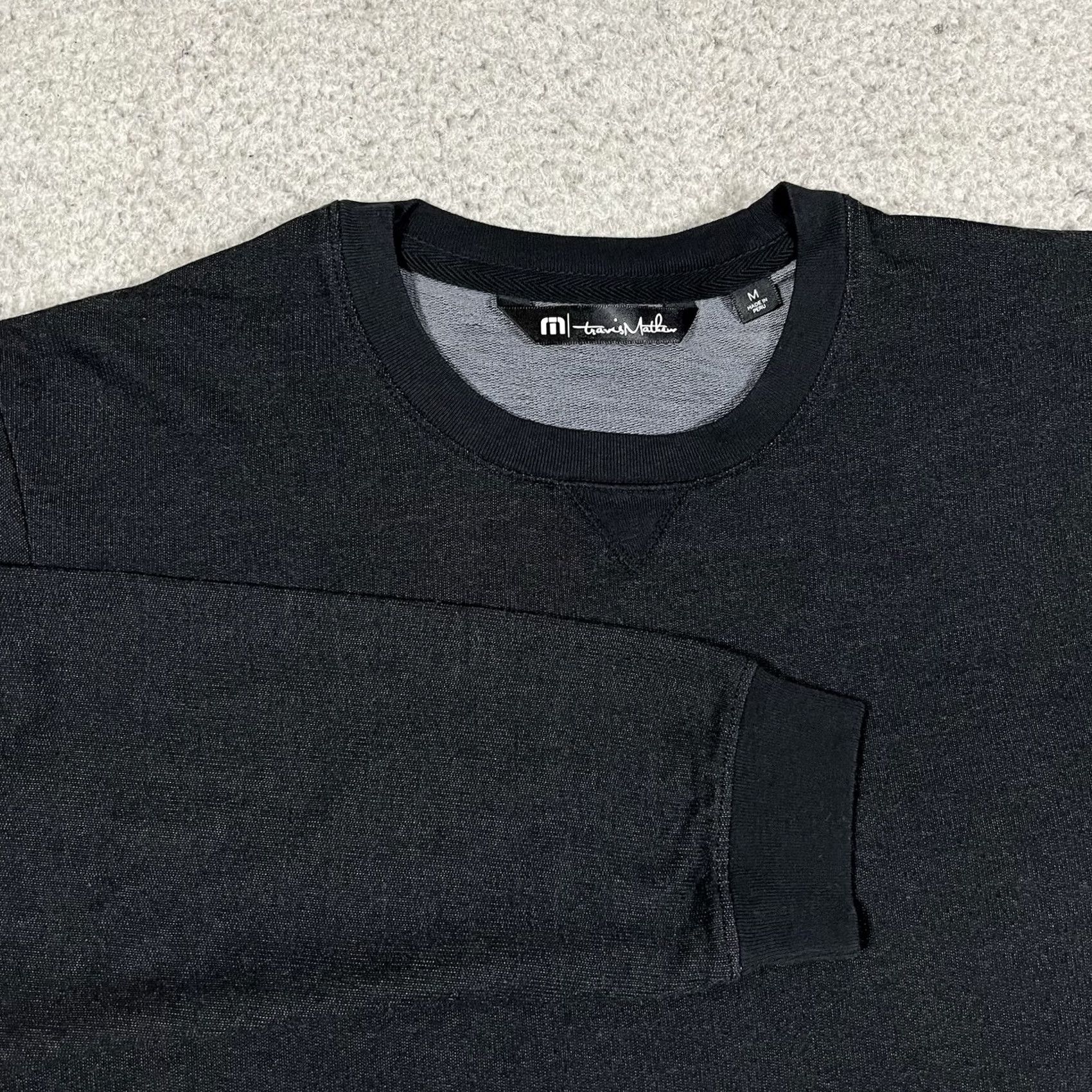 TravisMathew Travis Mathew Sweatshirt Mens M Crewneck Golf Pullover Stretch Soft Black Logo Size US M / EU 48-50 / 2 - 4 Thumbnail