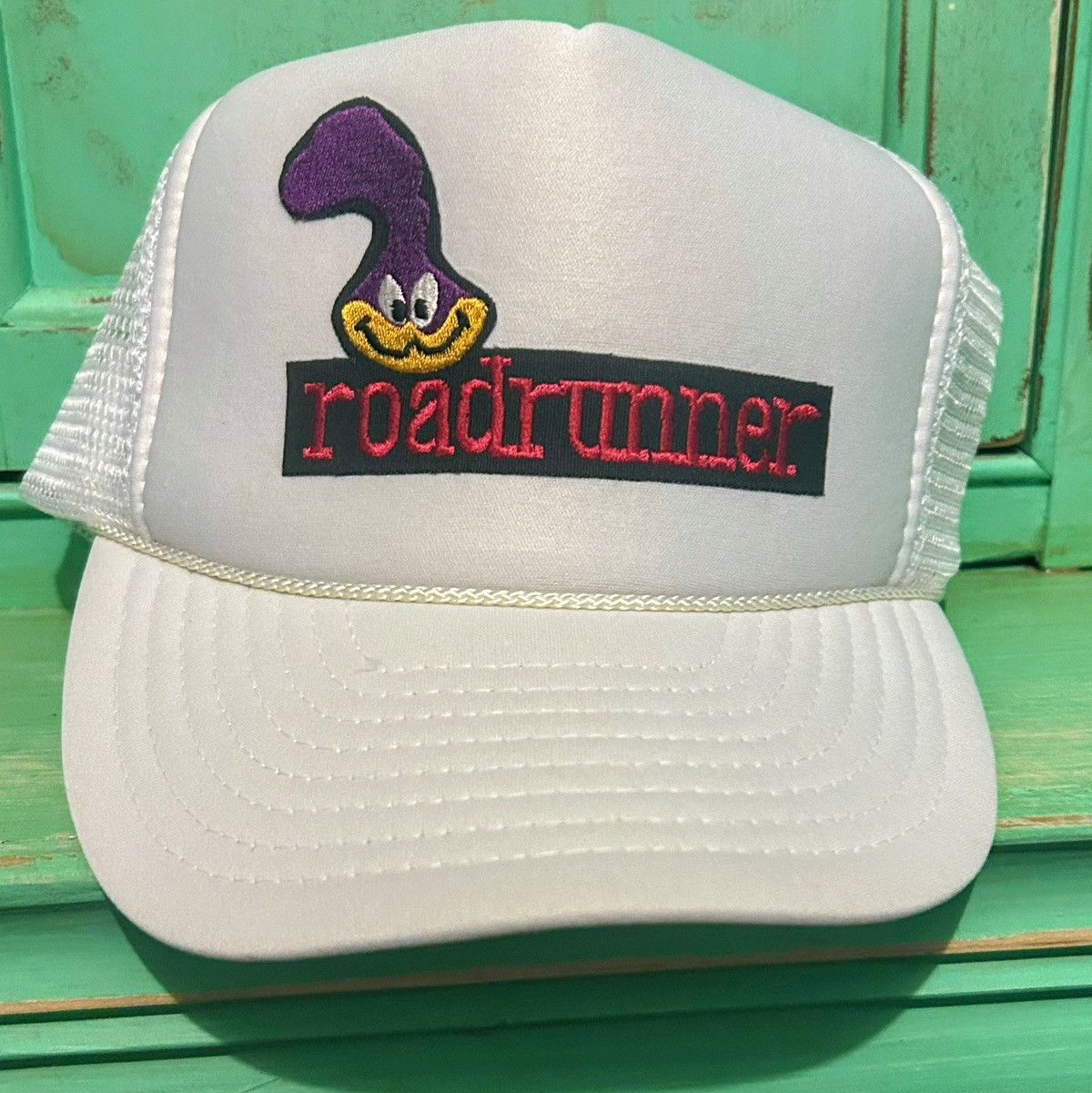 Vintage Vintage Roadrunner Mesh Trucker Cap Hat Nissun Size ONE SIZE - 1 Thumbnail