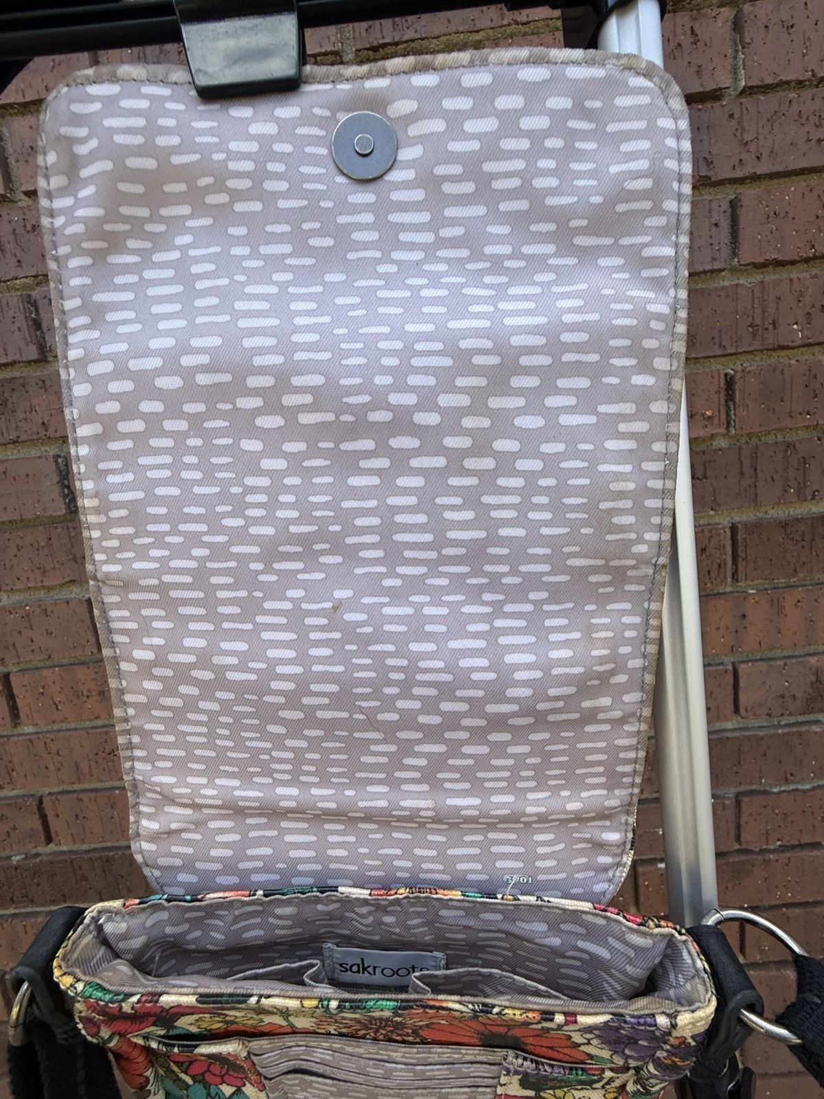 Other Sakroots Artist Circle Small Flap Messenger Bag Purse Boho Size ONE SIZE - 10 Thumbnail