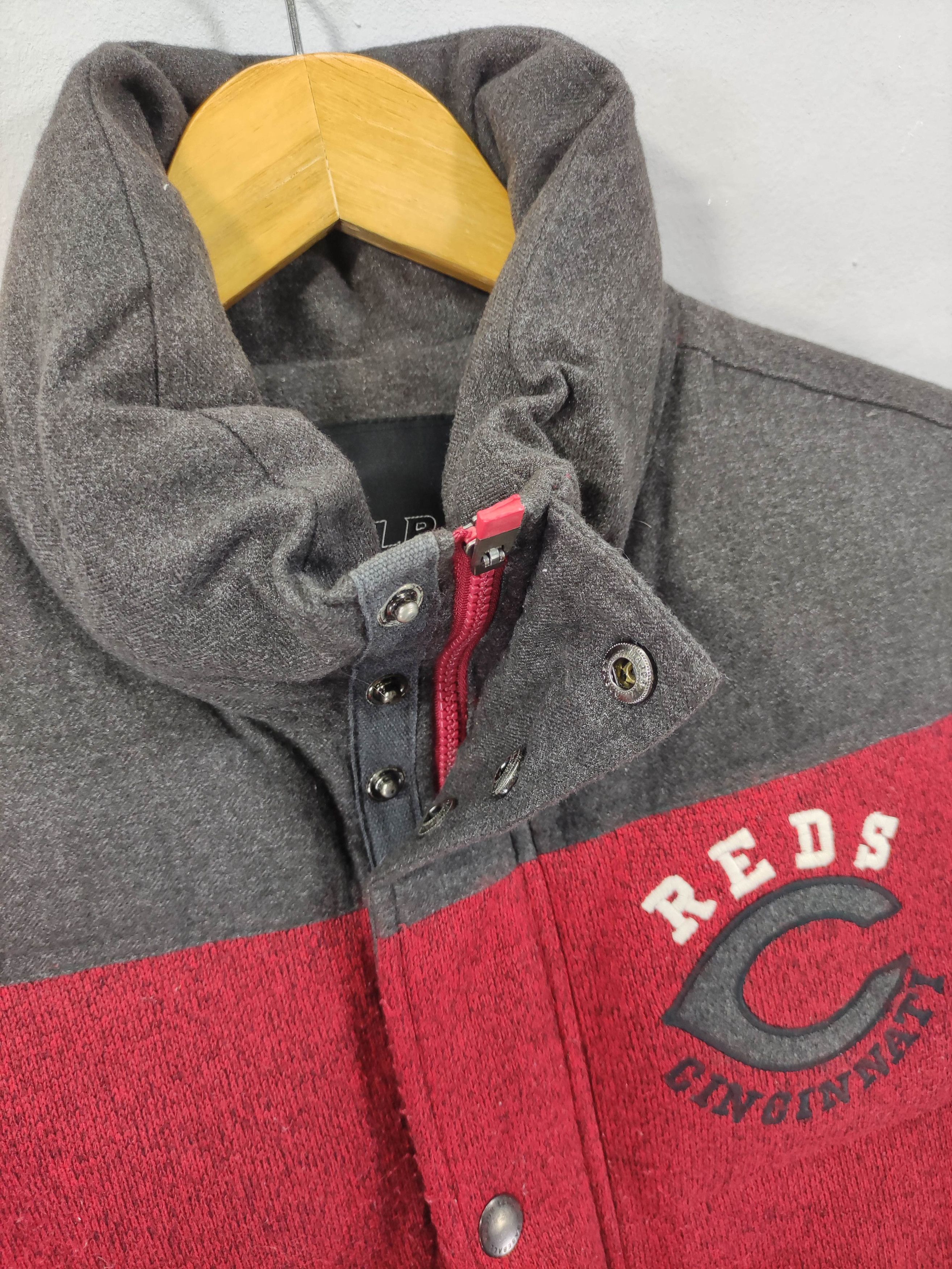 MLB Vintage Reds Cincinnati Mlb Vest Puffer Snap Button Size US M / EU 48-50 / 2 - 2 Thumbnail