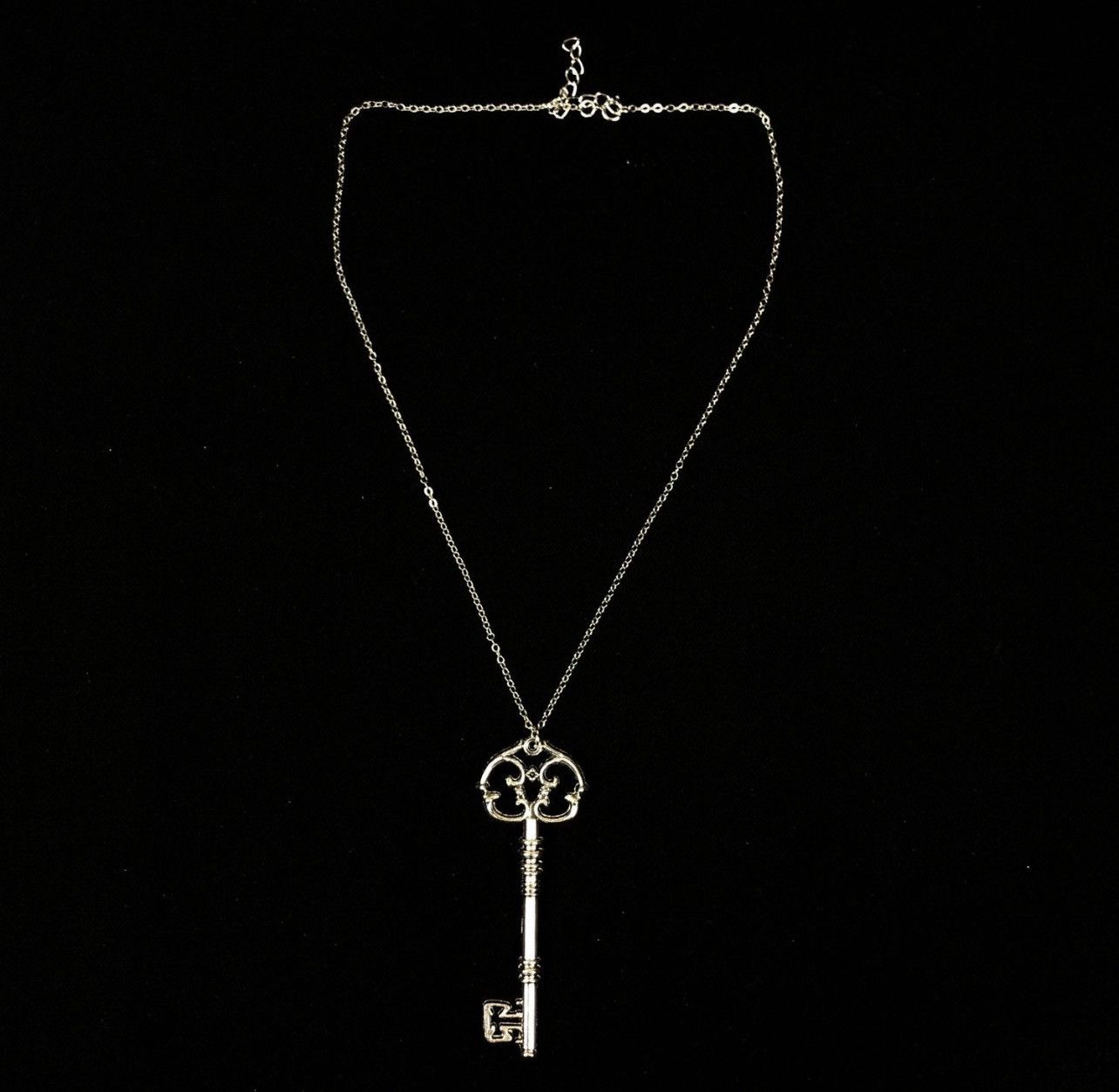 Jewelry Gothic Key Pendant Necklace Size ONE SIZE - 4 Thumbnail