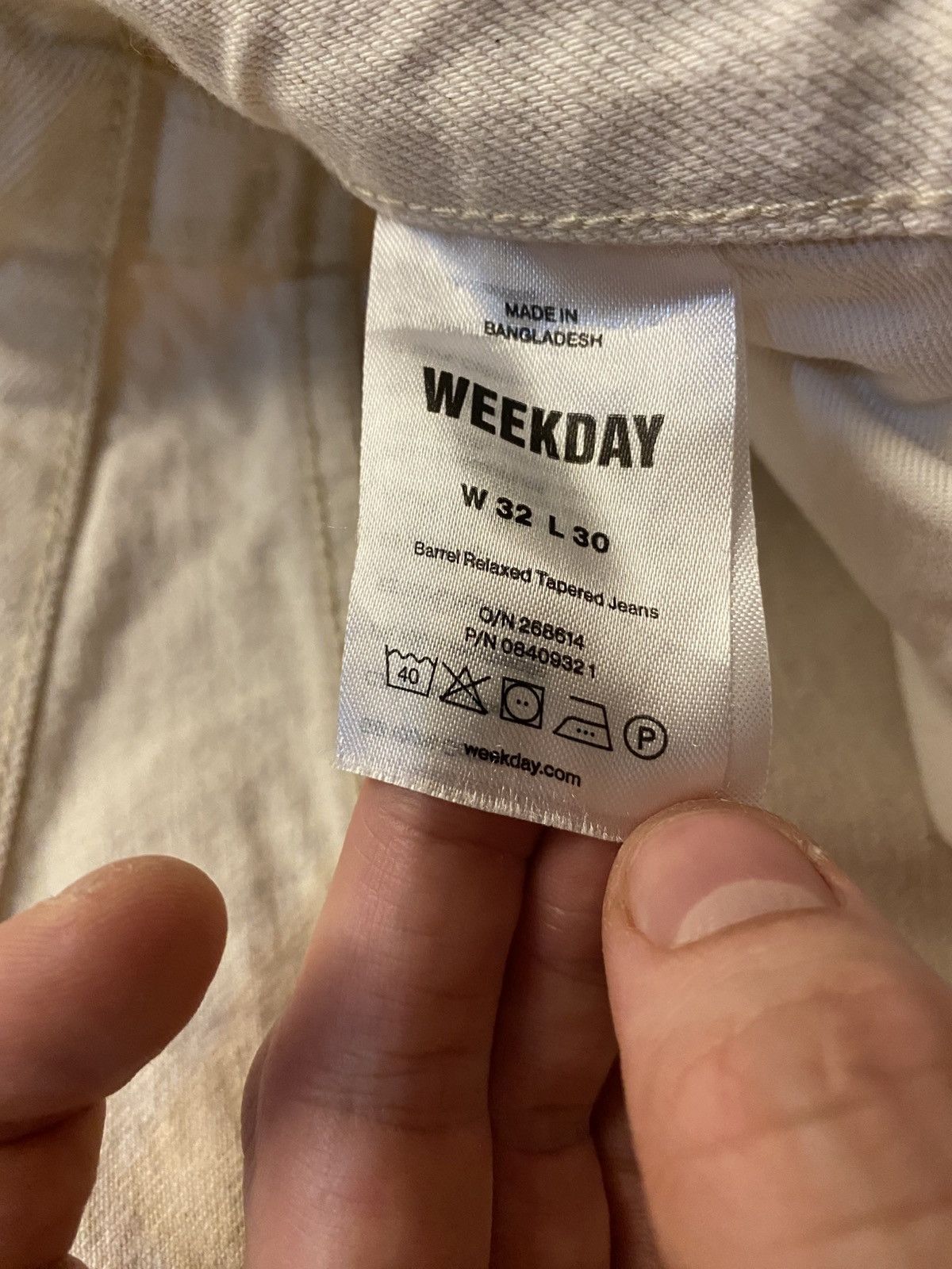 Weekday Cream denim from Weekday Size US 32 / EU 48 - 5 Thumbnail